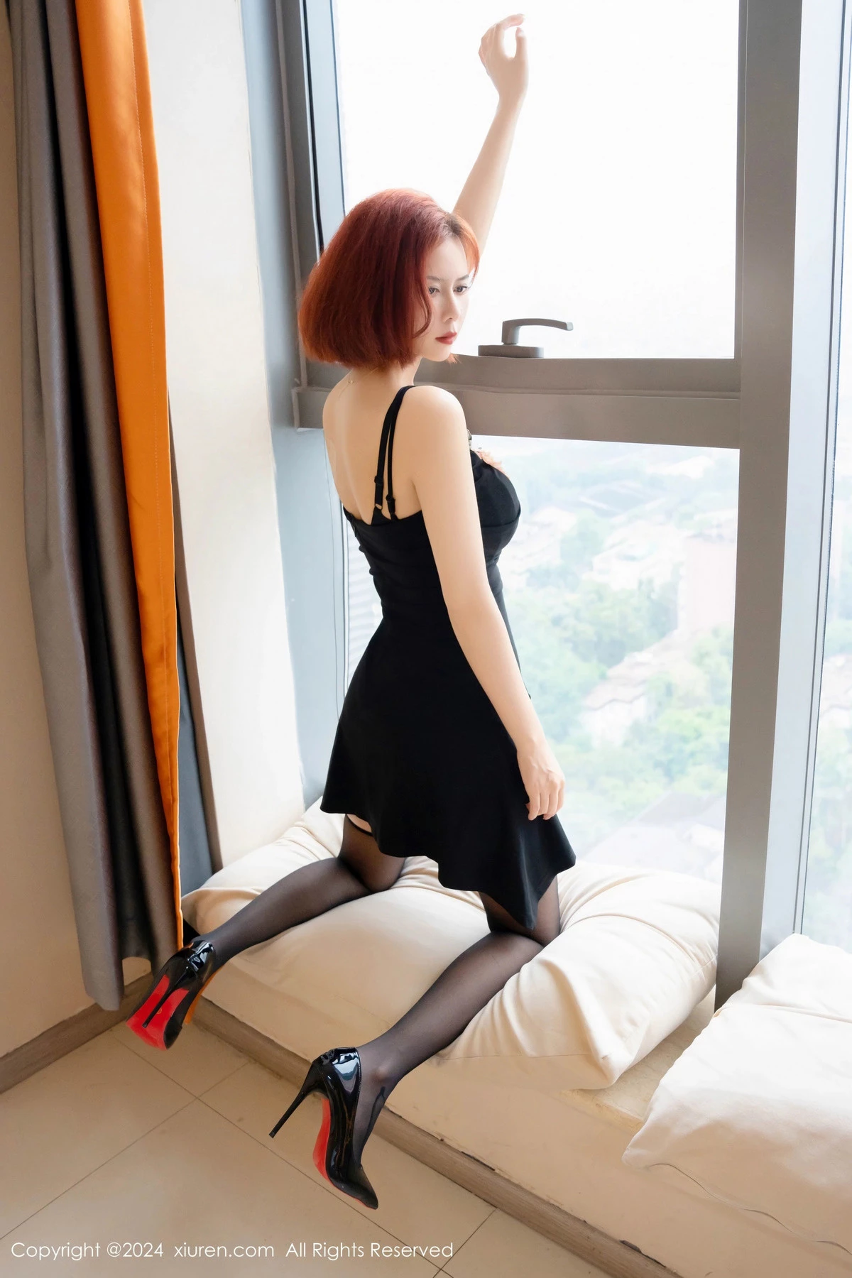 [XiuRen秀人网]第8827期白芷写真  第13张-《94零社区》