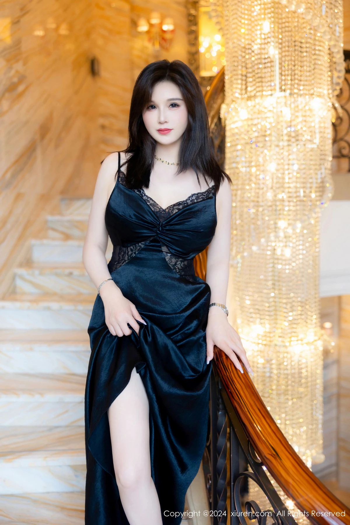 [XiuRen秀人网]第8825期水水姐写真  第3张-《94零社区》