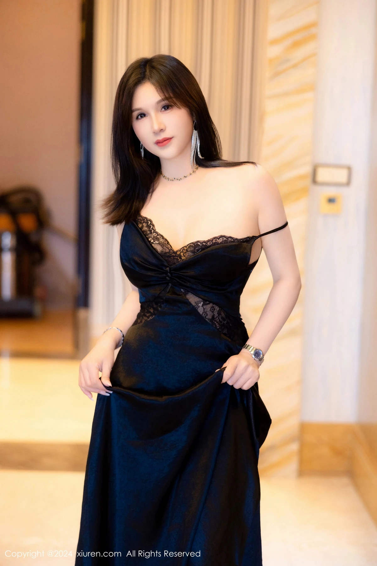 [XiuRen秀人网]第8825期水水姐写真  第11张-《94零社区》
