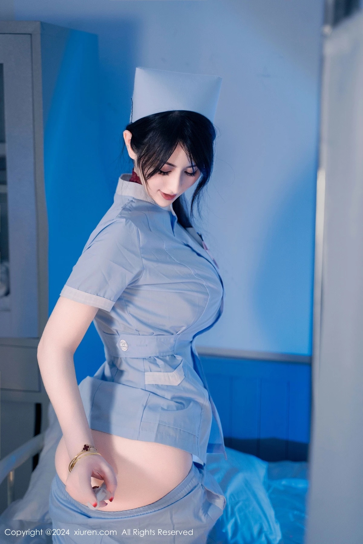 [XiuRen秀人网]第8859期诗诗写真  第12张-《94零社区》