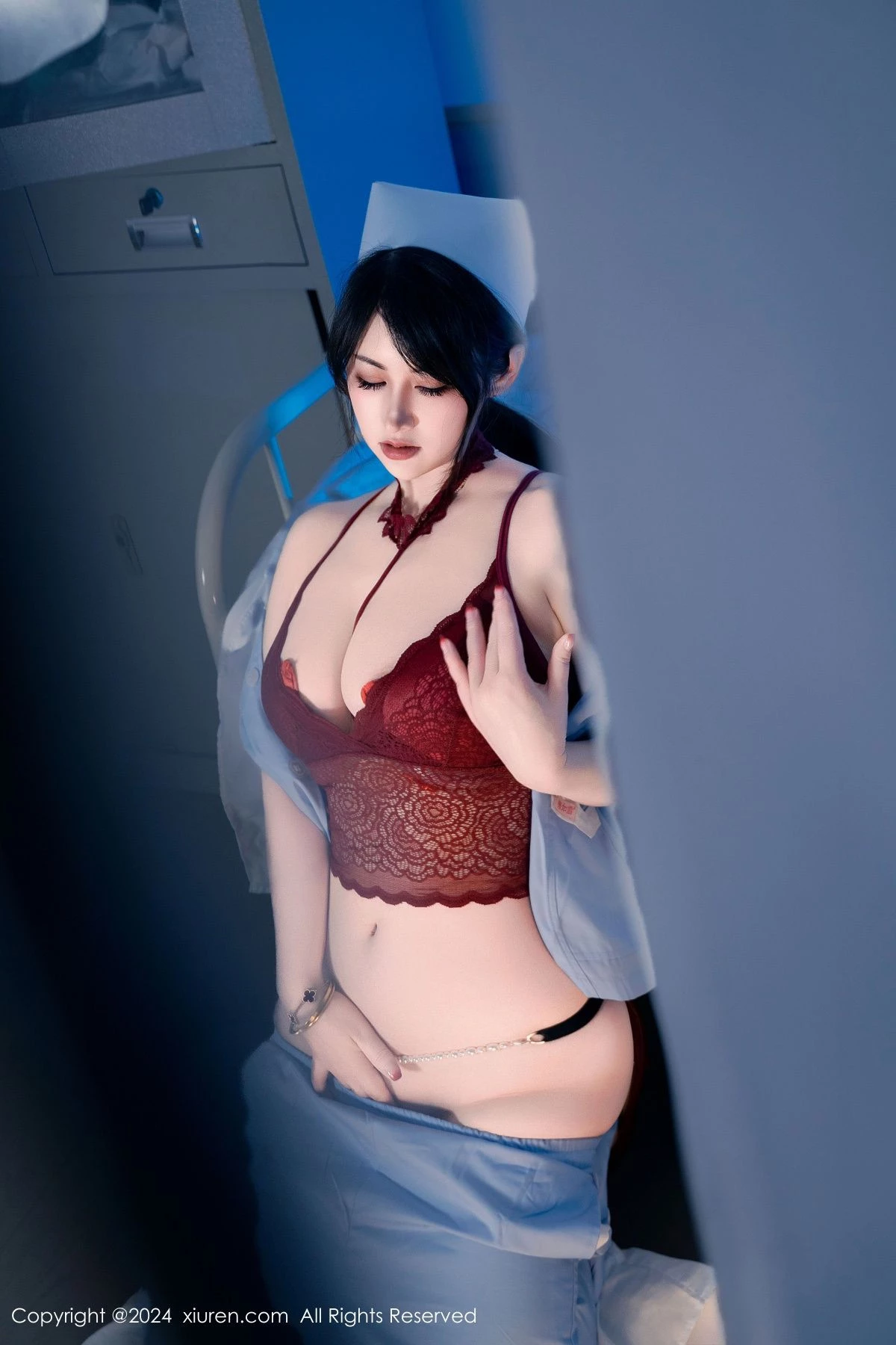 [XiuRen秀人网]第8859期诗诗写真  第31张-《94零社区》