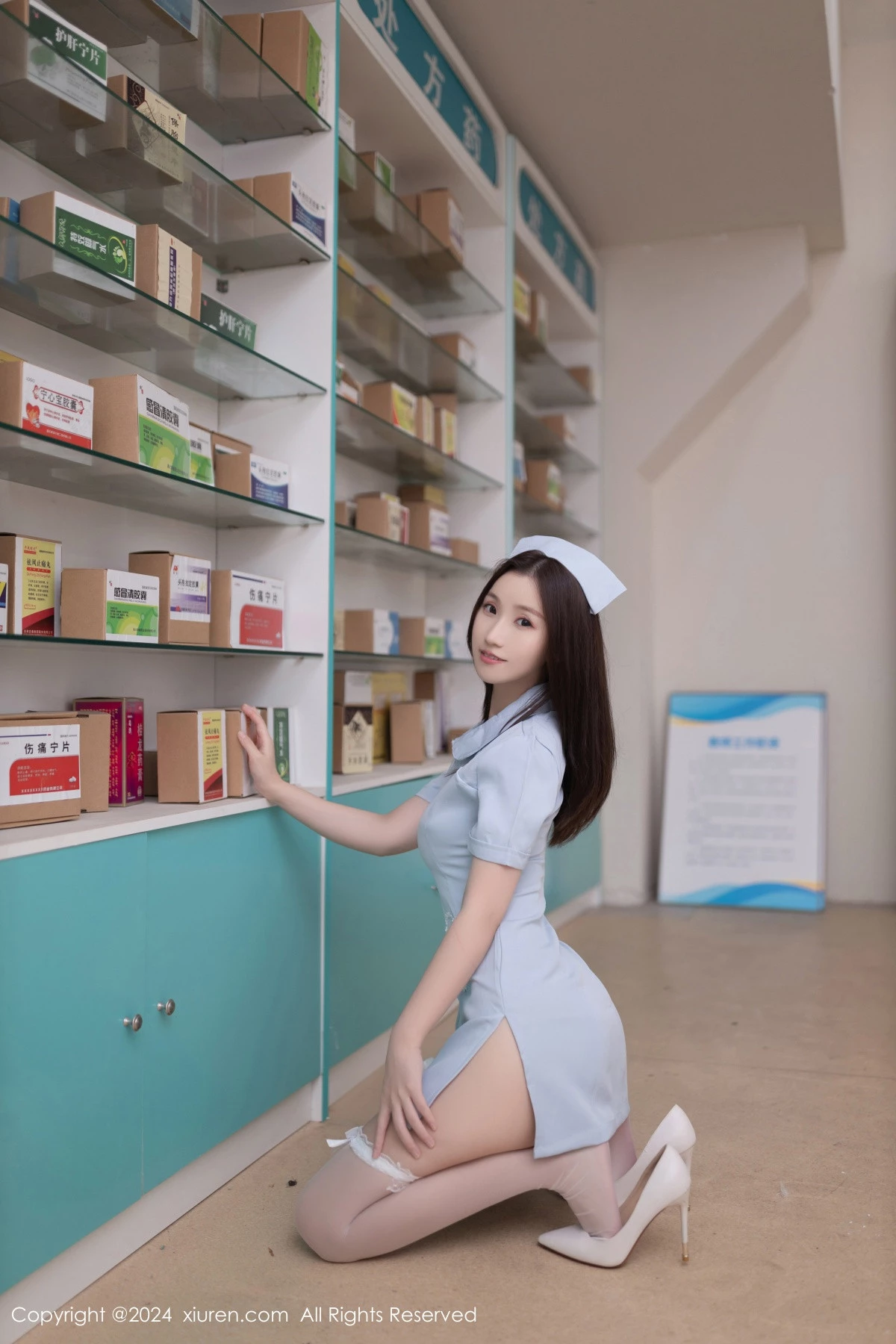 [XiuRen秀人网]第8874期杏子写真  第2张-《94零社区》