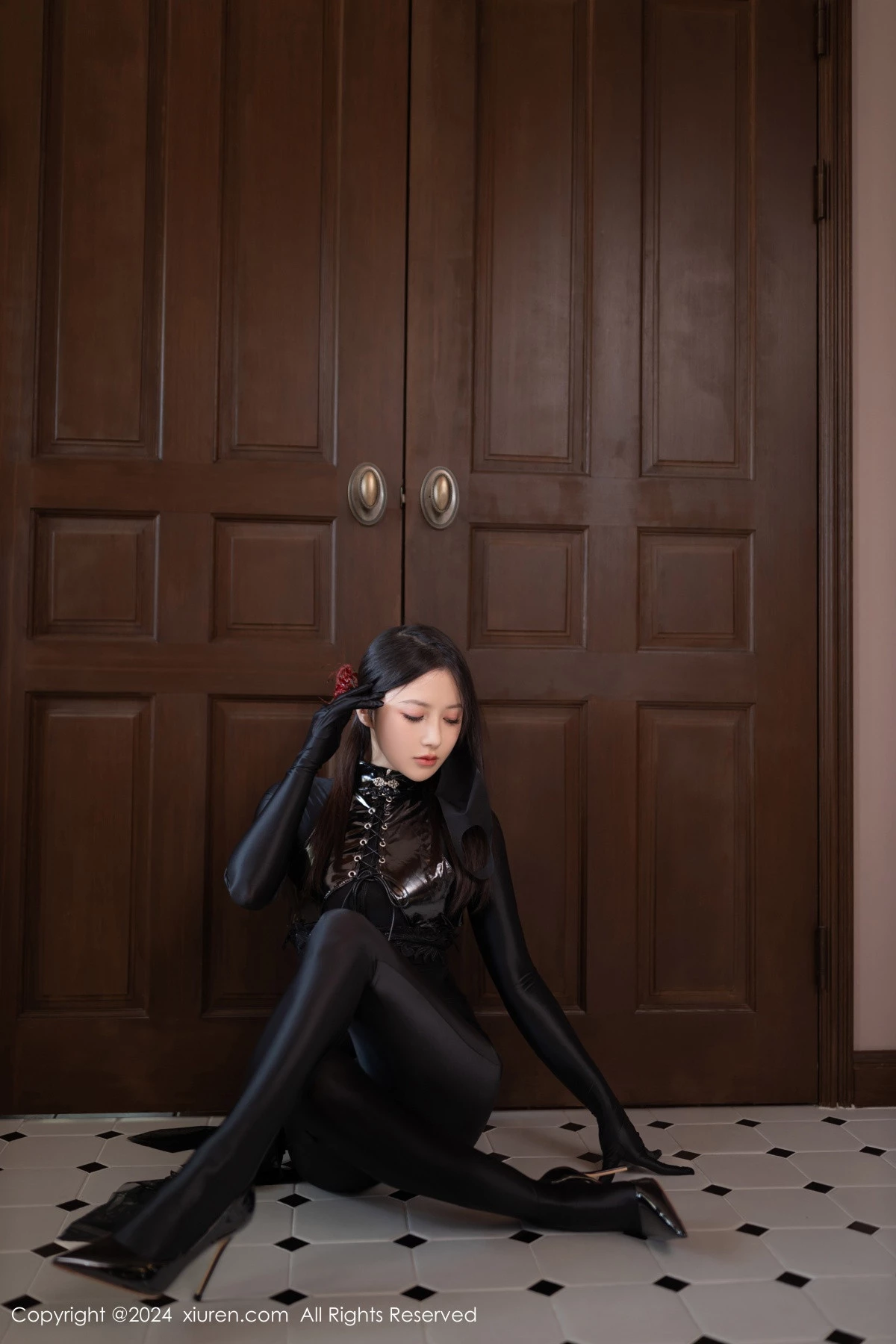 [XiuRen秀人网]第9125期鱼子酱写真  第14张-《94零社区》