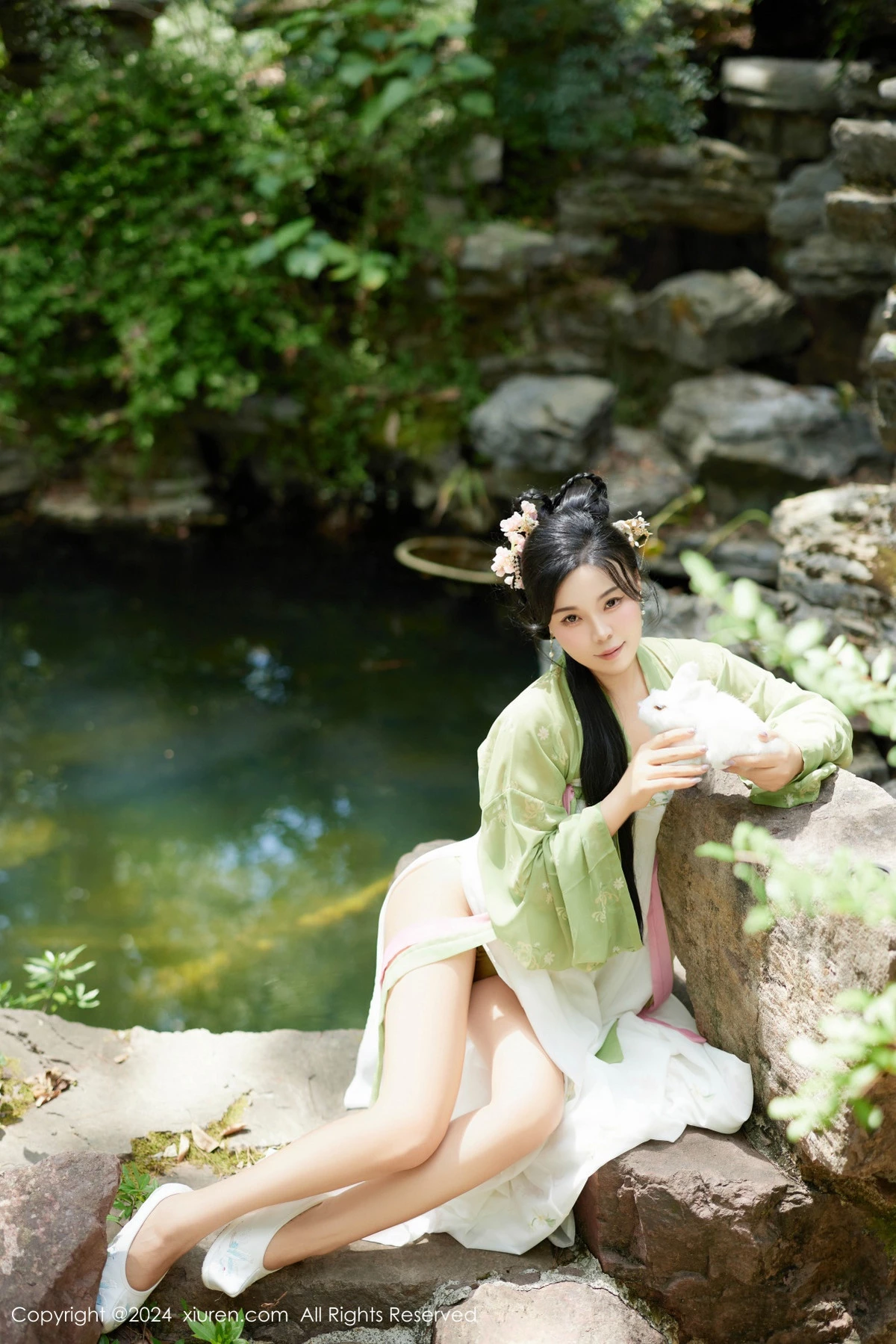 [XiuRen秀人网]第9162期麦田写真  第11张-《94零社区》