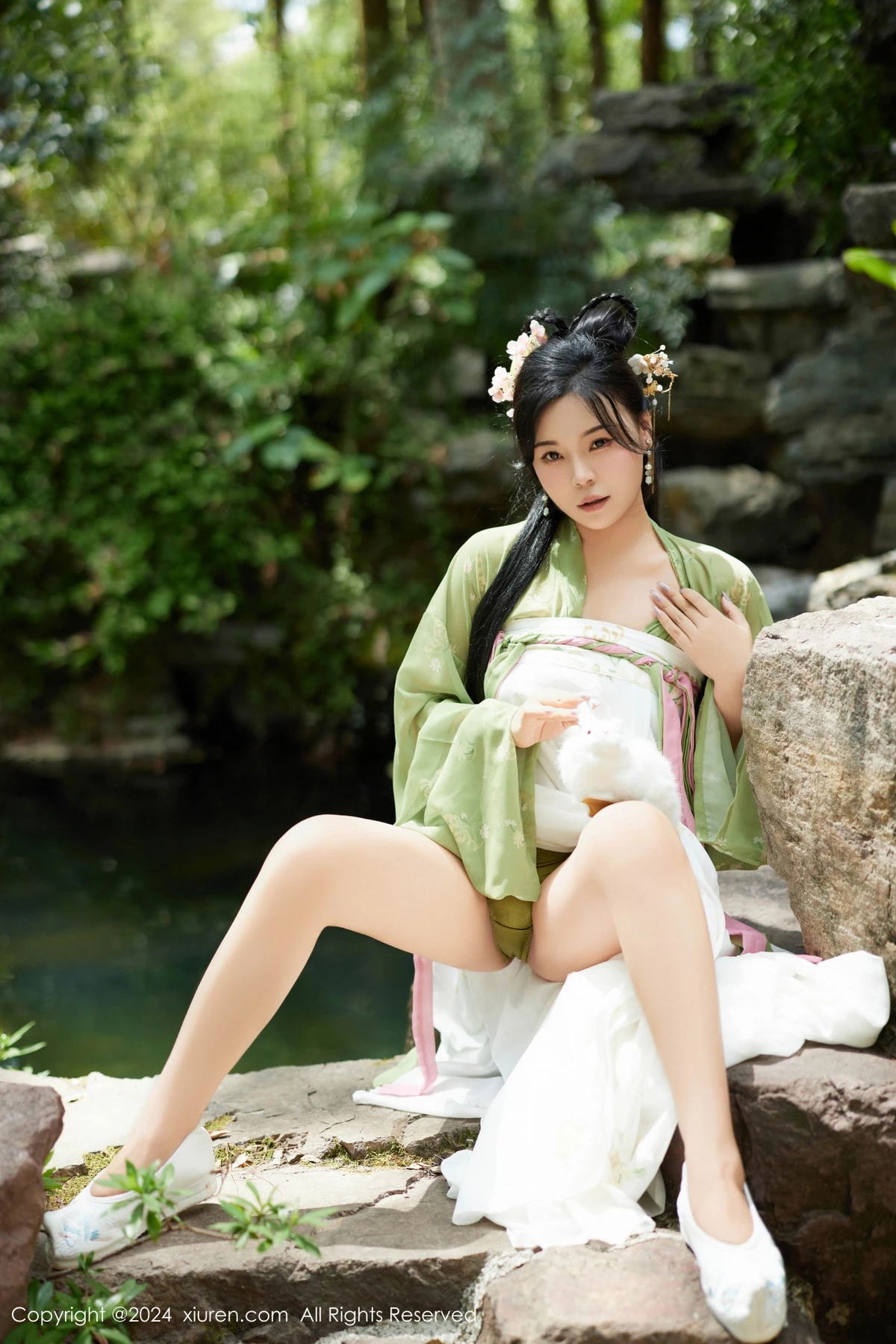 [XiuRen秀人网]第9162期麦田写真  第14张-《94零社区》