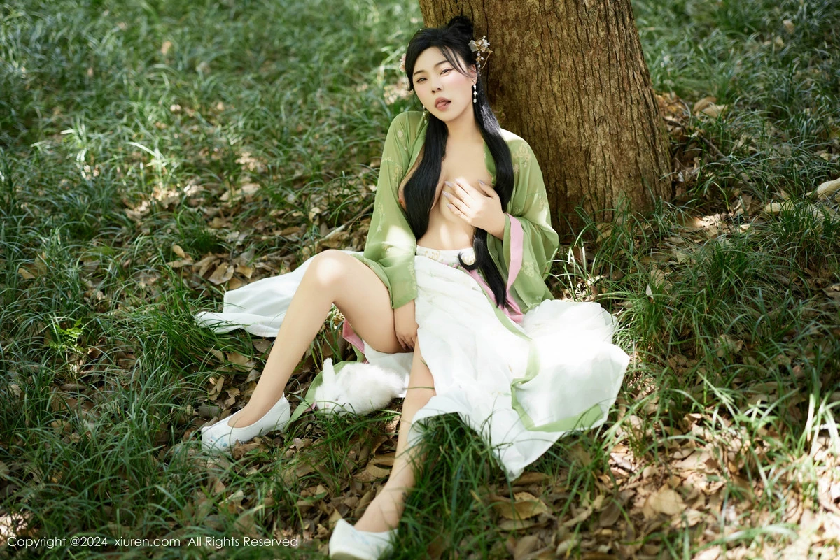 [XiuRen秀人网]第9162期麦田写真  第23张-《94零社区》