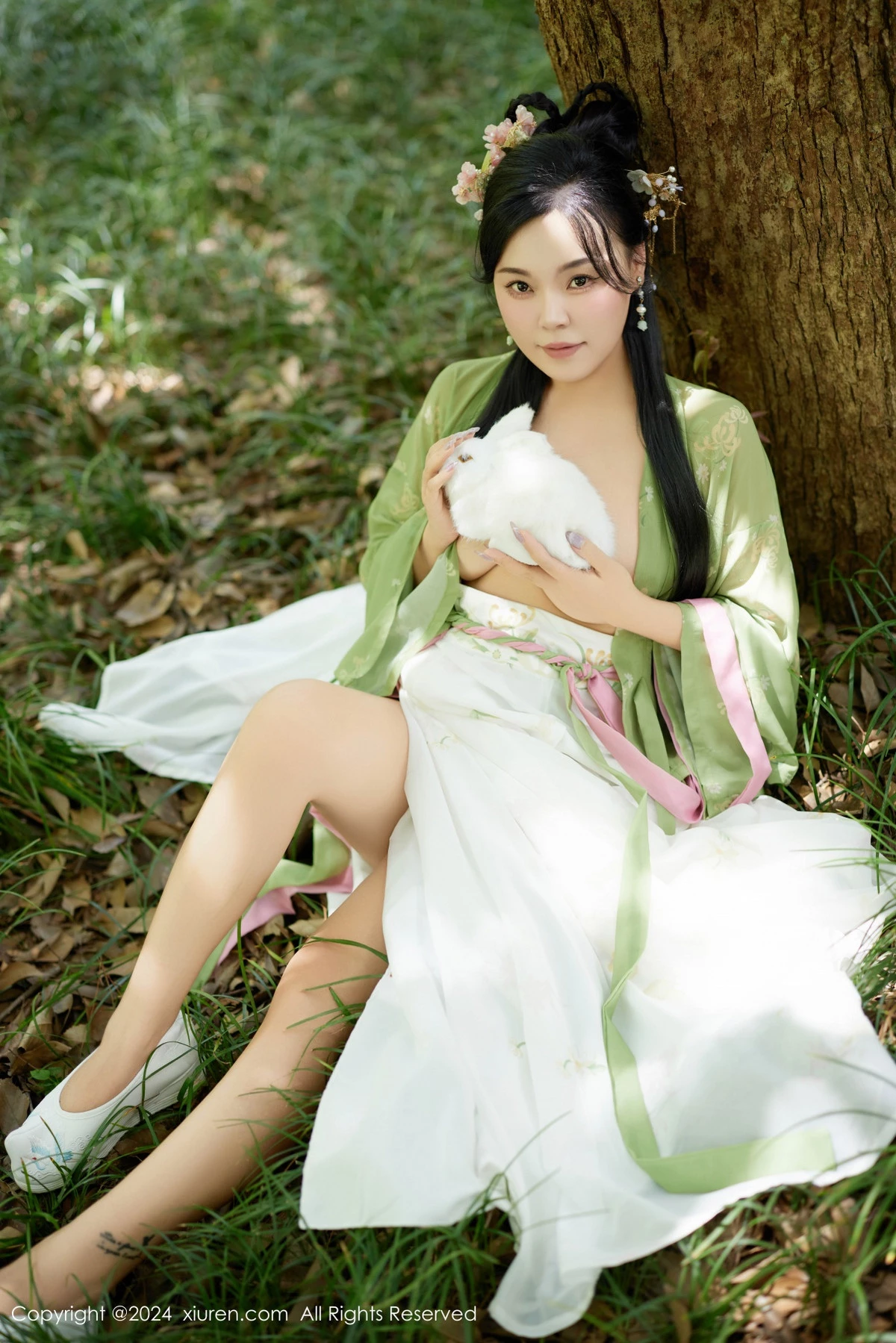 [XiuRen秀人网]第9162期麦田写真  第22张-《94零社区》