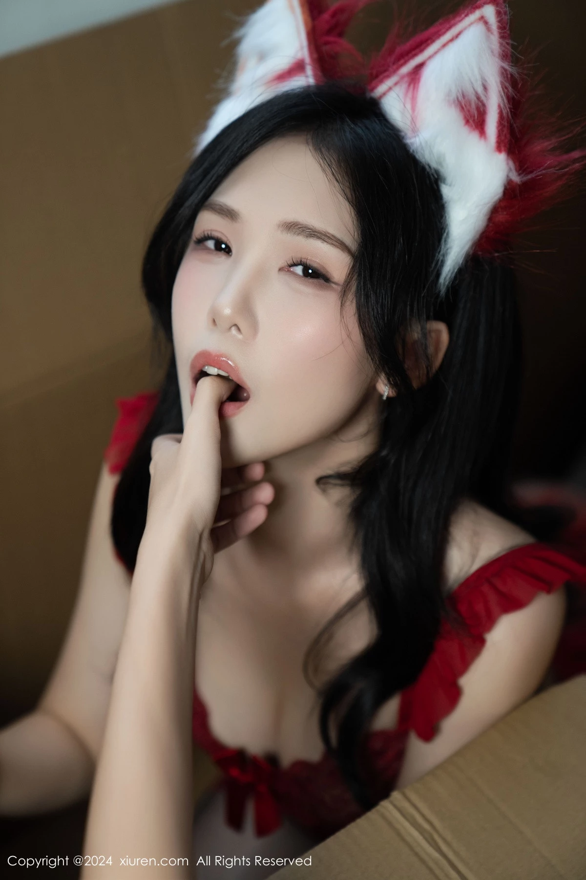 [XiuRen秀人网]第9156期利世写真  第1张-《94零社区》