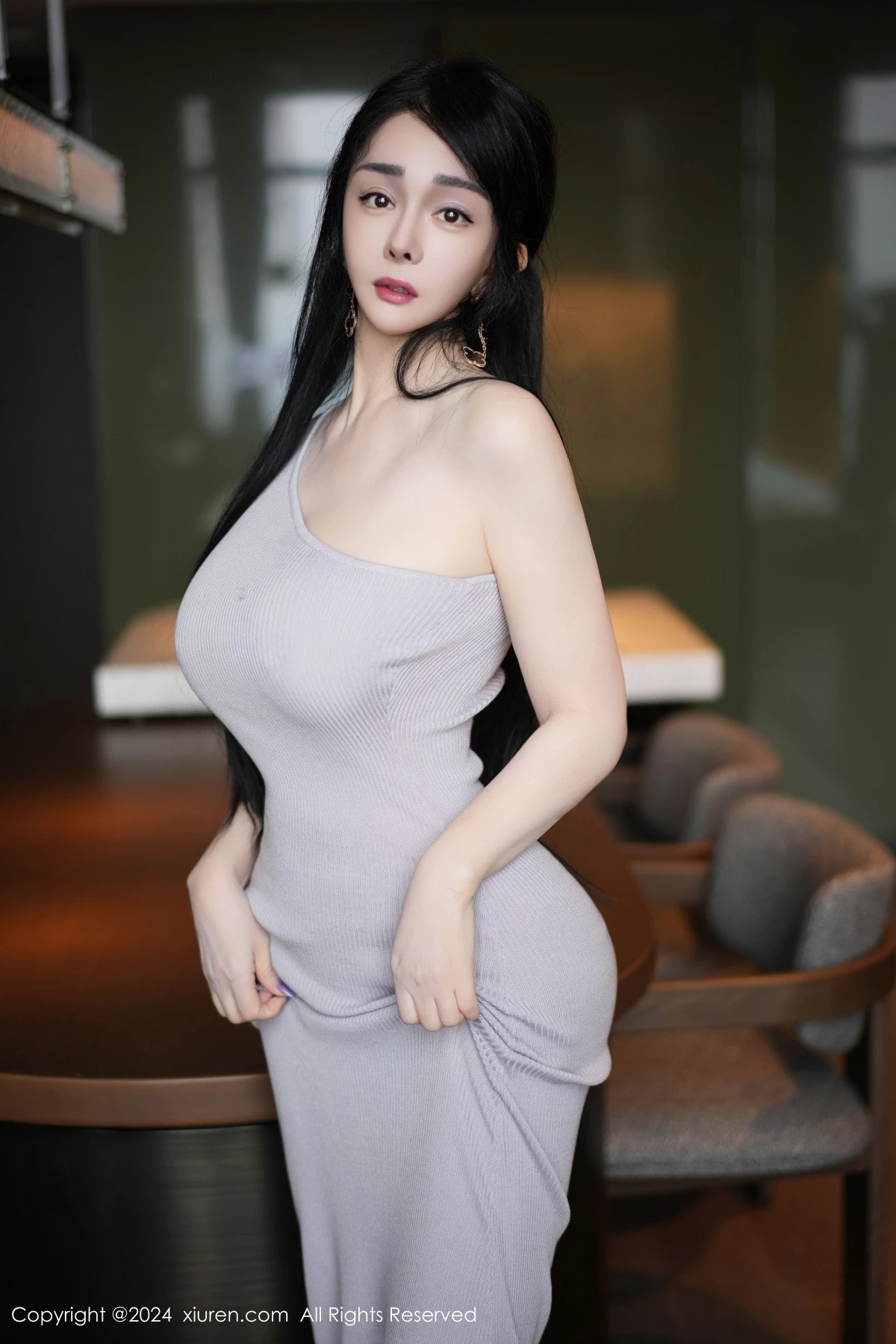 [XiuRen秀人网]第9183期允爾写真  第3张-《94零社区》