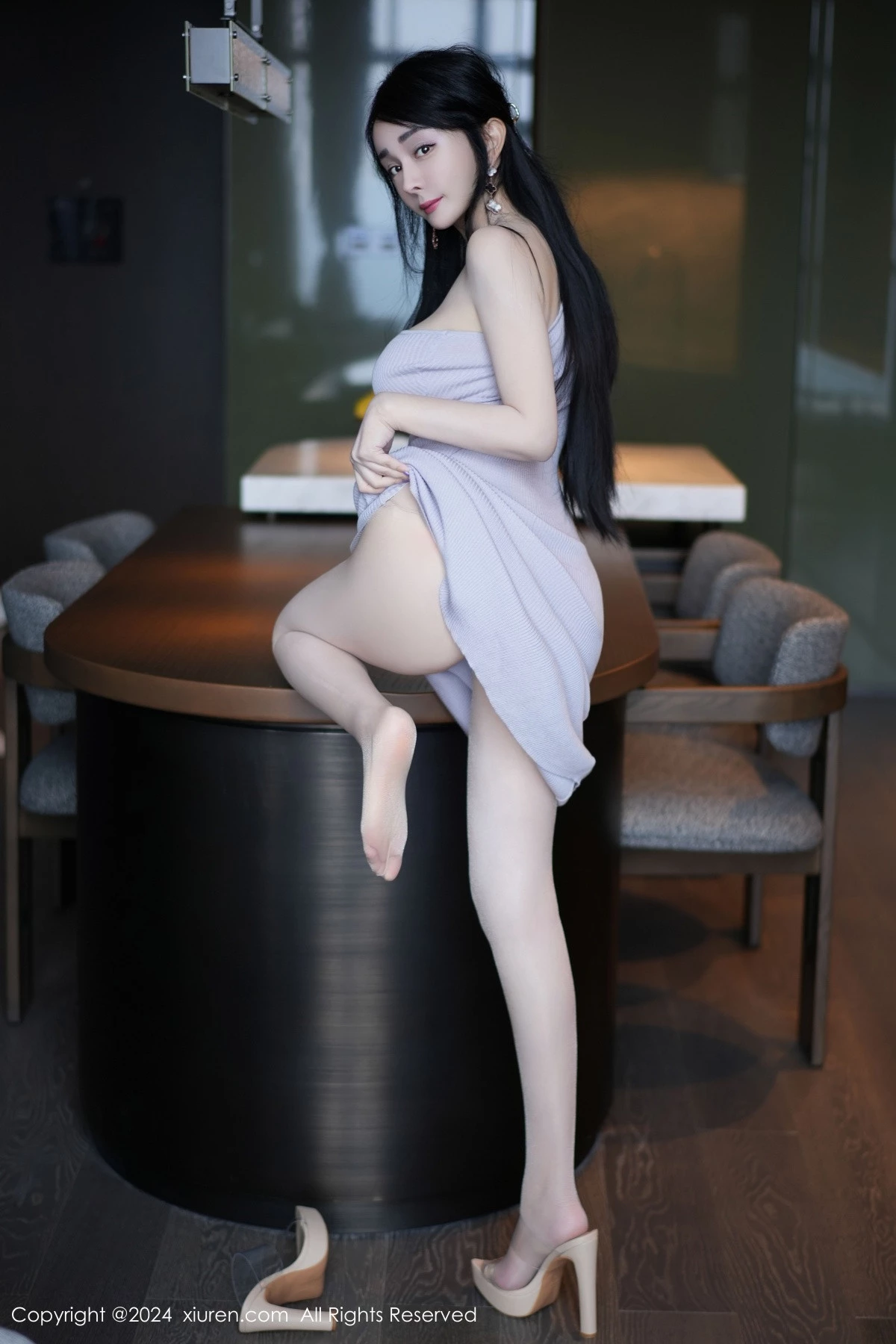 [XiuRen秀人网]第9183期允爾写真  第6张-《94零社区》