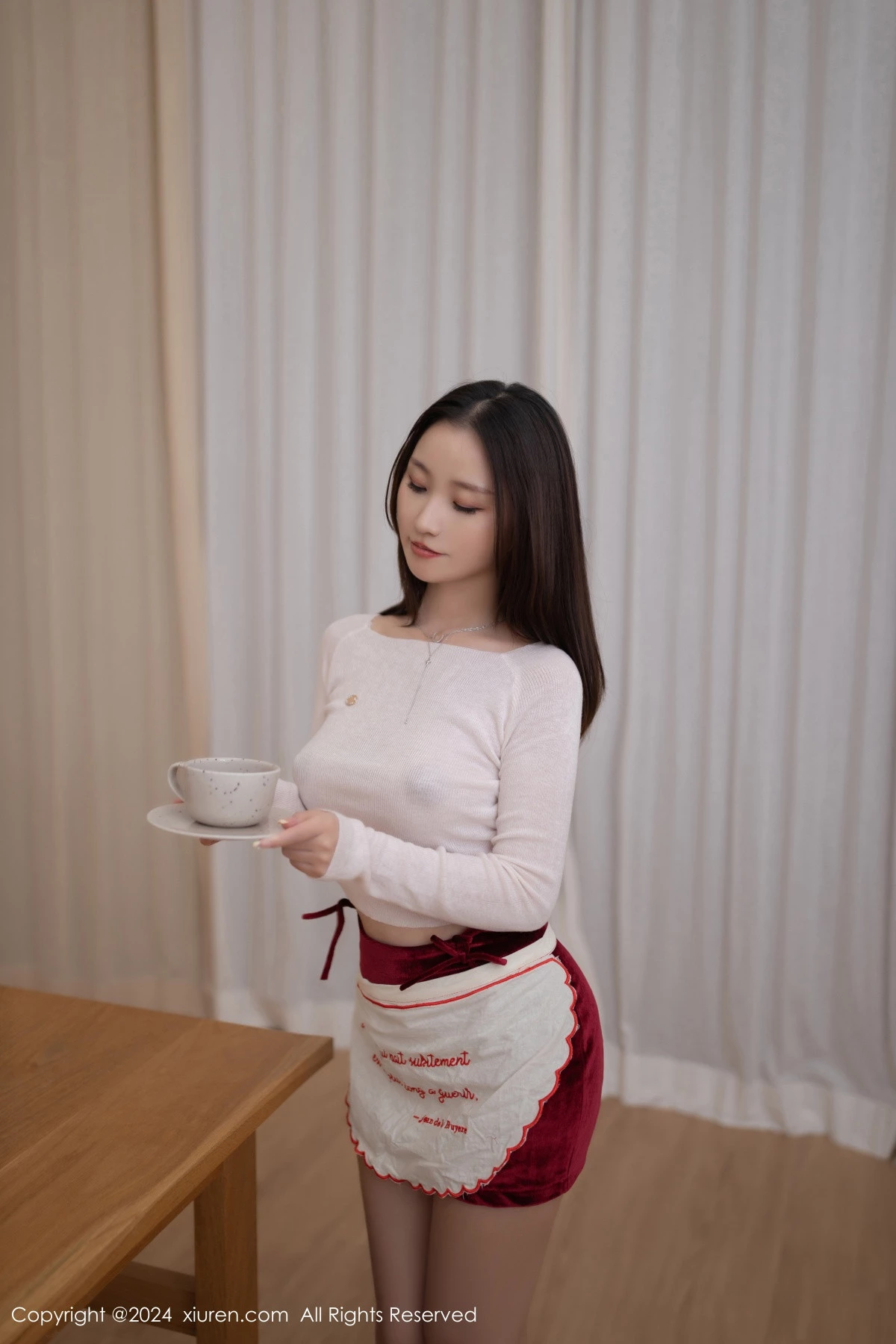 [XiuRen秀人网]第9255期杏子写真  第5张-《94零社区》