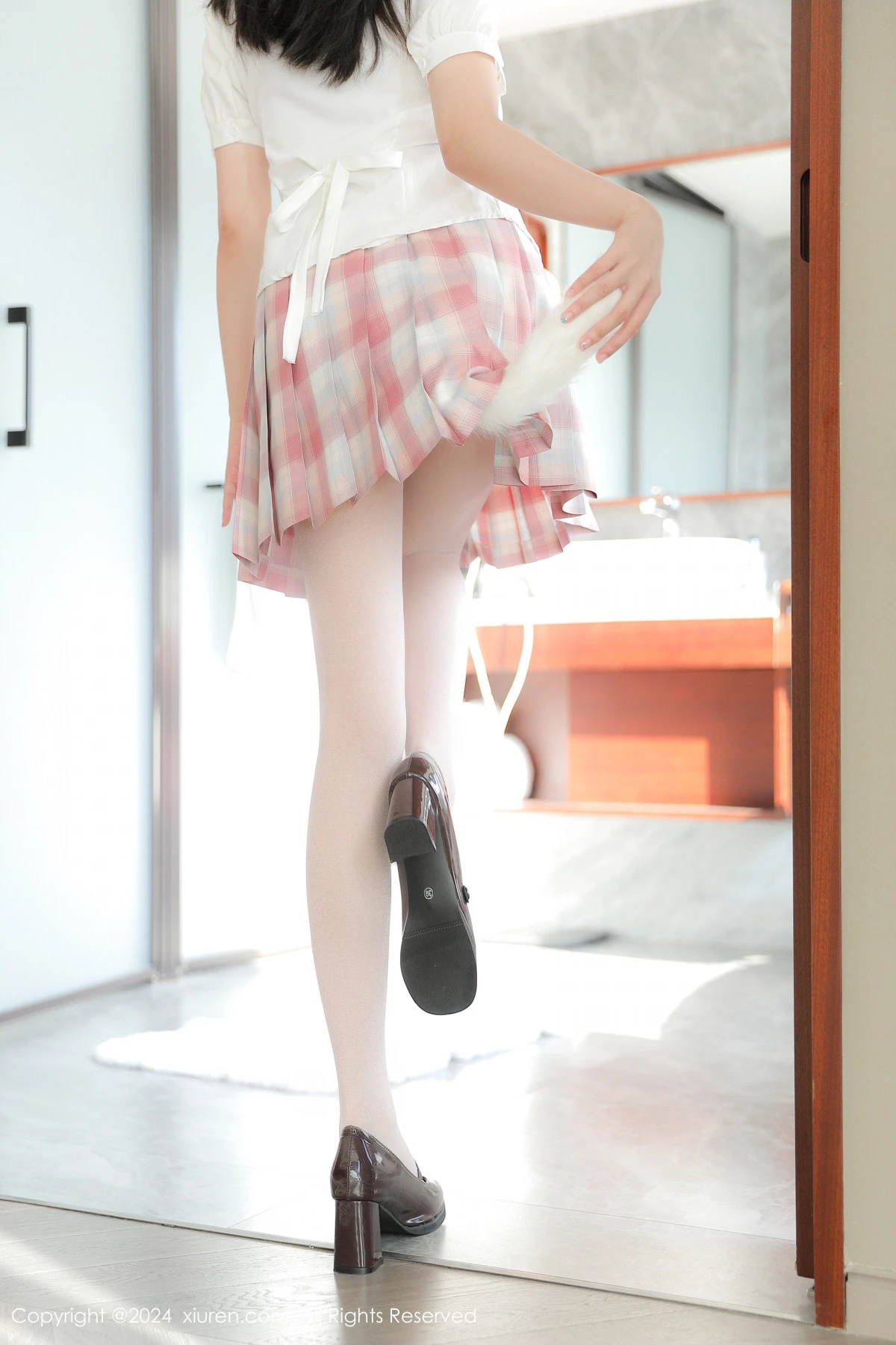 [XiuRen秀人网]第9277期袁圆写真  第25张-《94零社区》
