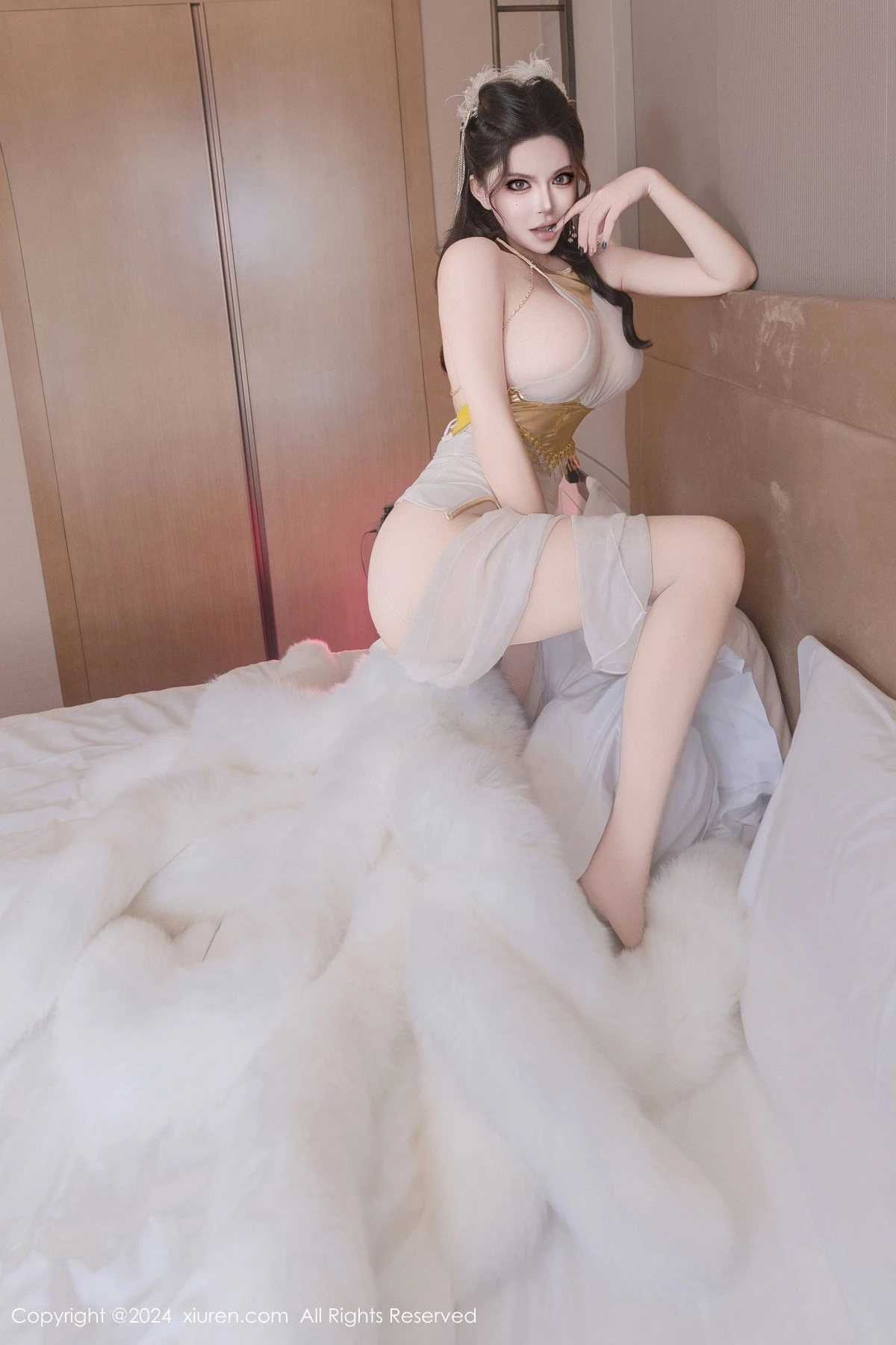 [XiuRen秀人网]第9286期伊丽莎有点白写真  第26张-《94零社区》
