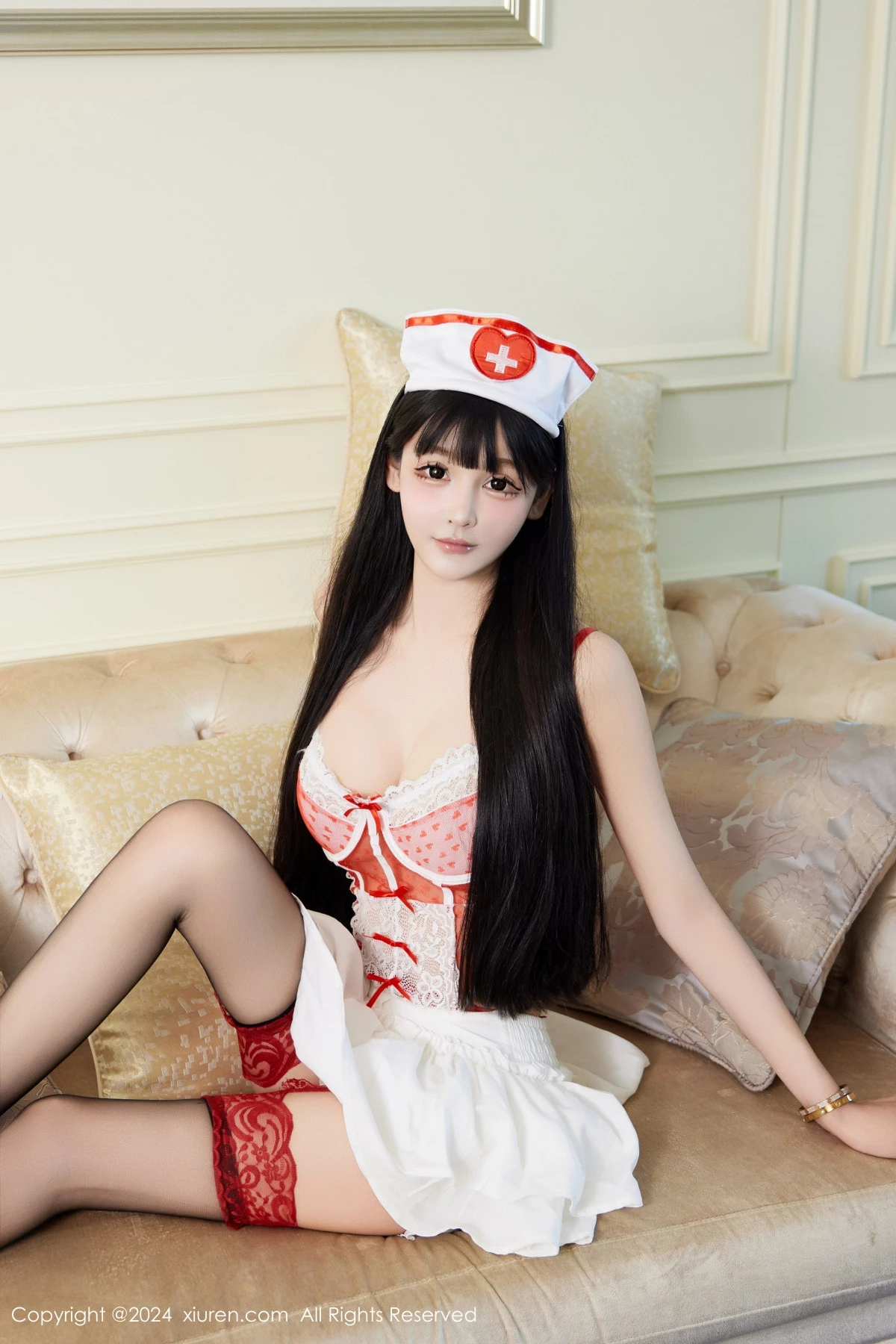 [XiuRen秀人网]第9317期智恩写真  第1张-《94零社区》