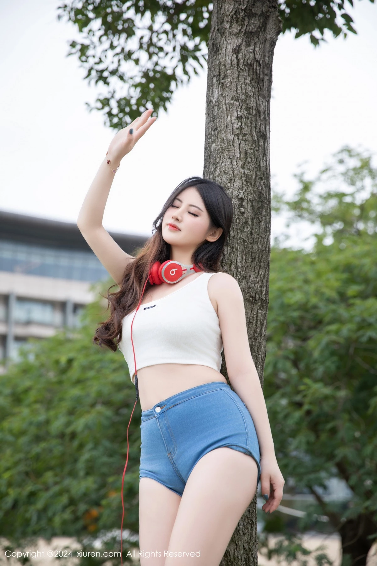 [XiuRen秀人网]第9354期诗诗写真  第10张-《94零社区》