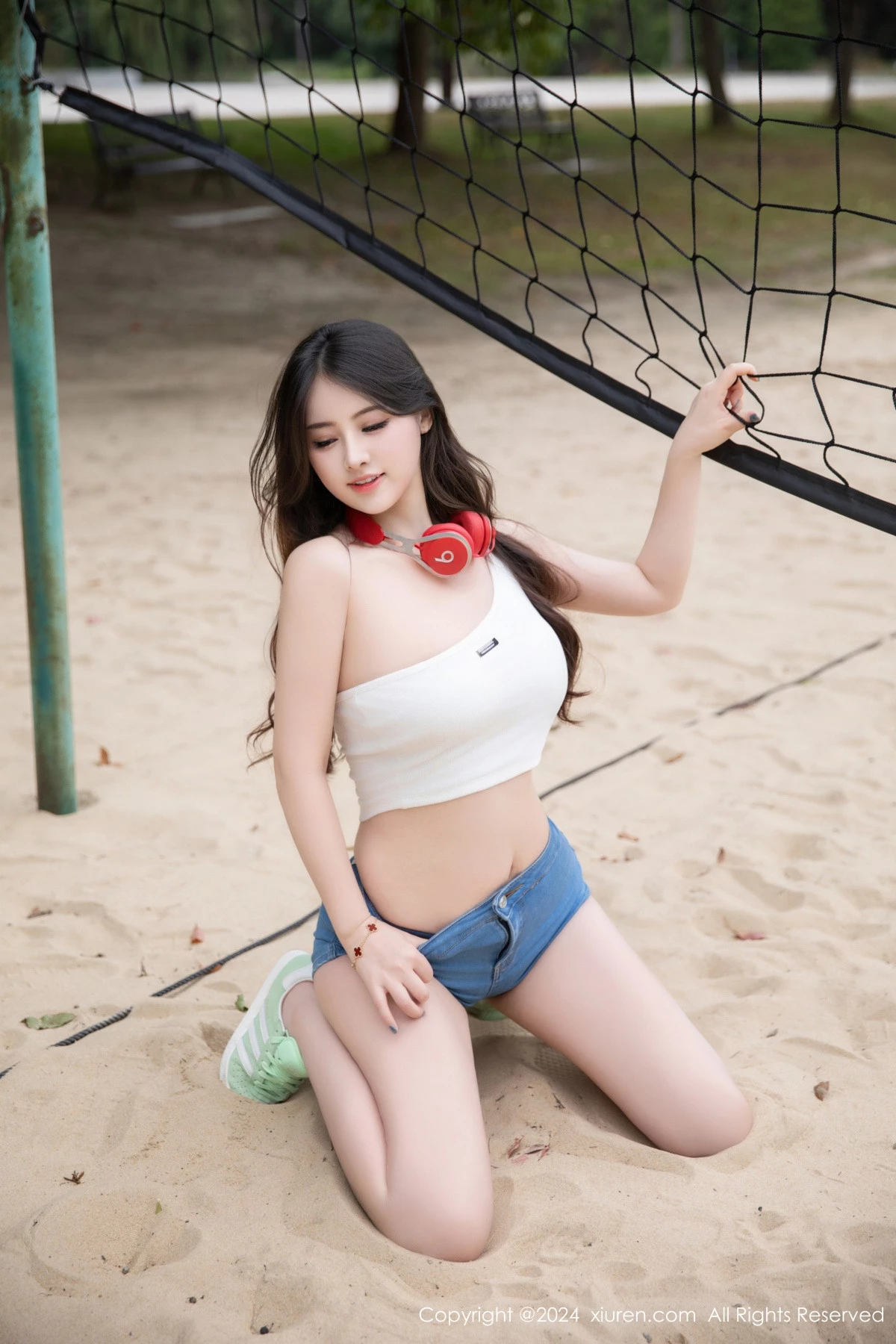 [XiuRen秀人网]第9354期诗诗写真  第28张-《94零社区》