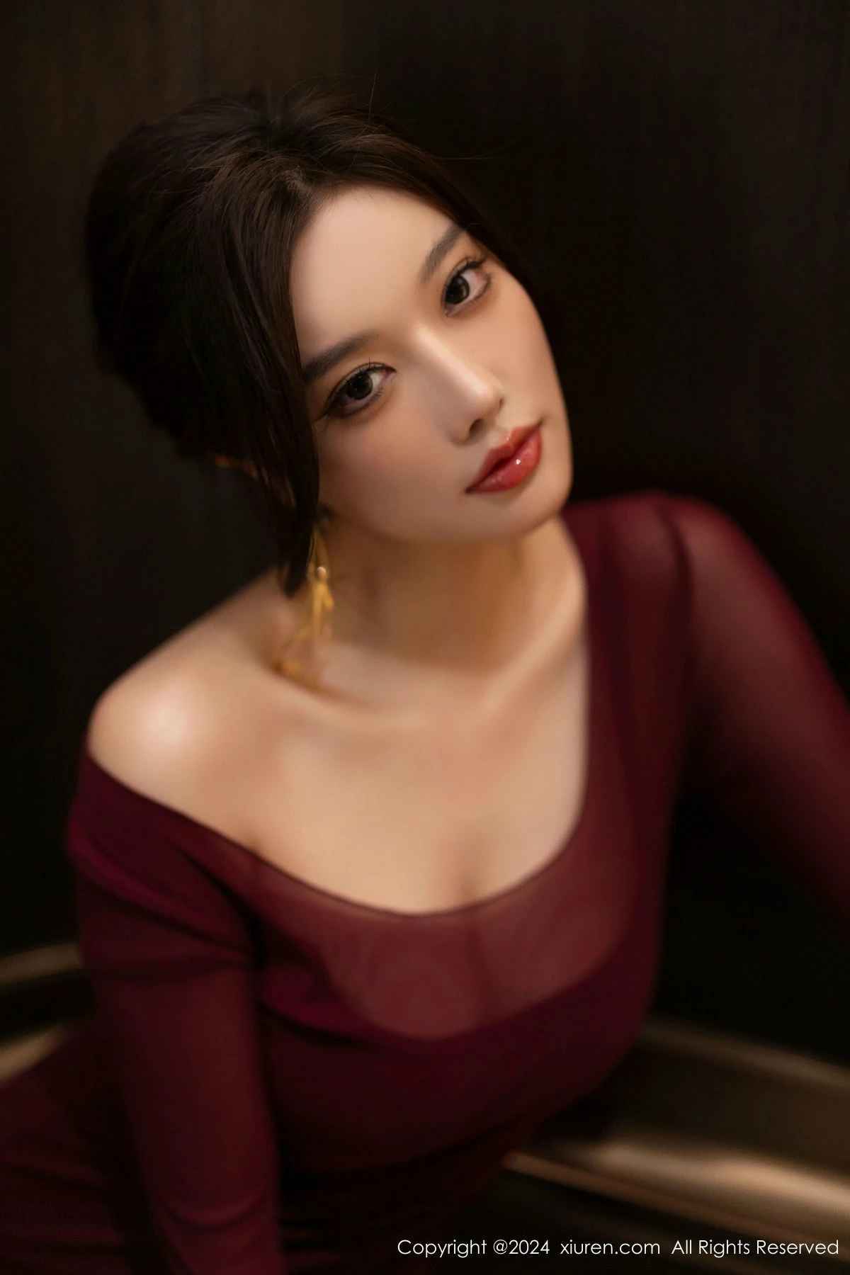 [XiuRen秀人网]第9348期杨晨晨写真  第2张-《94零社区》