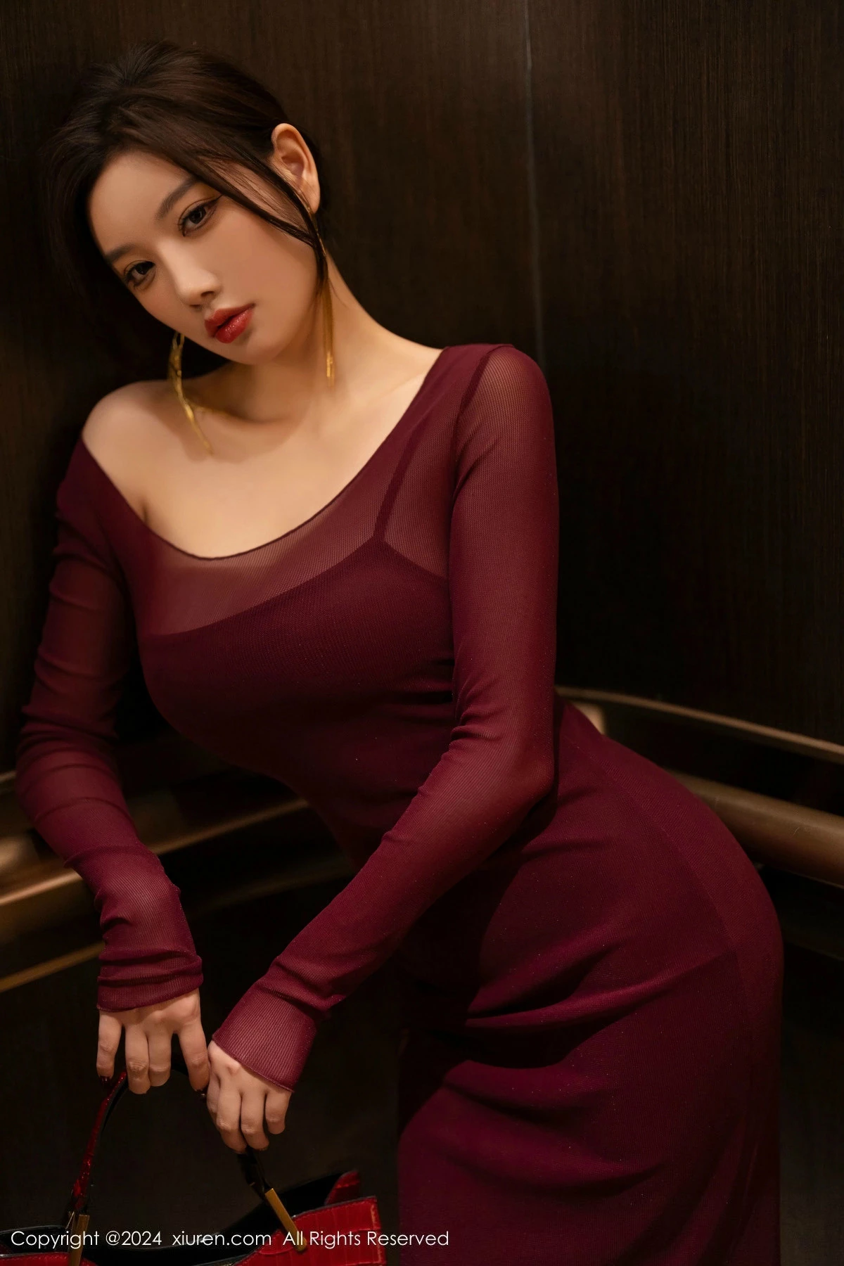 [XiuRen秀人网]第9348期杨晨晨写真  第5张-《94零社区》