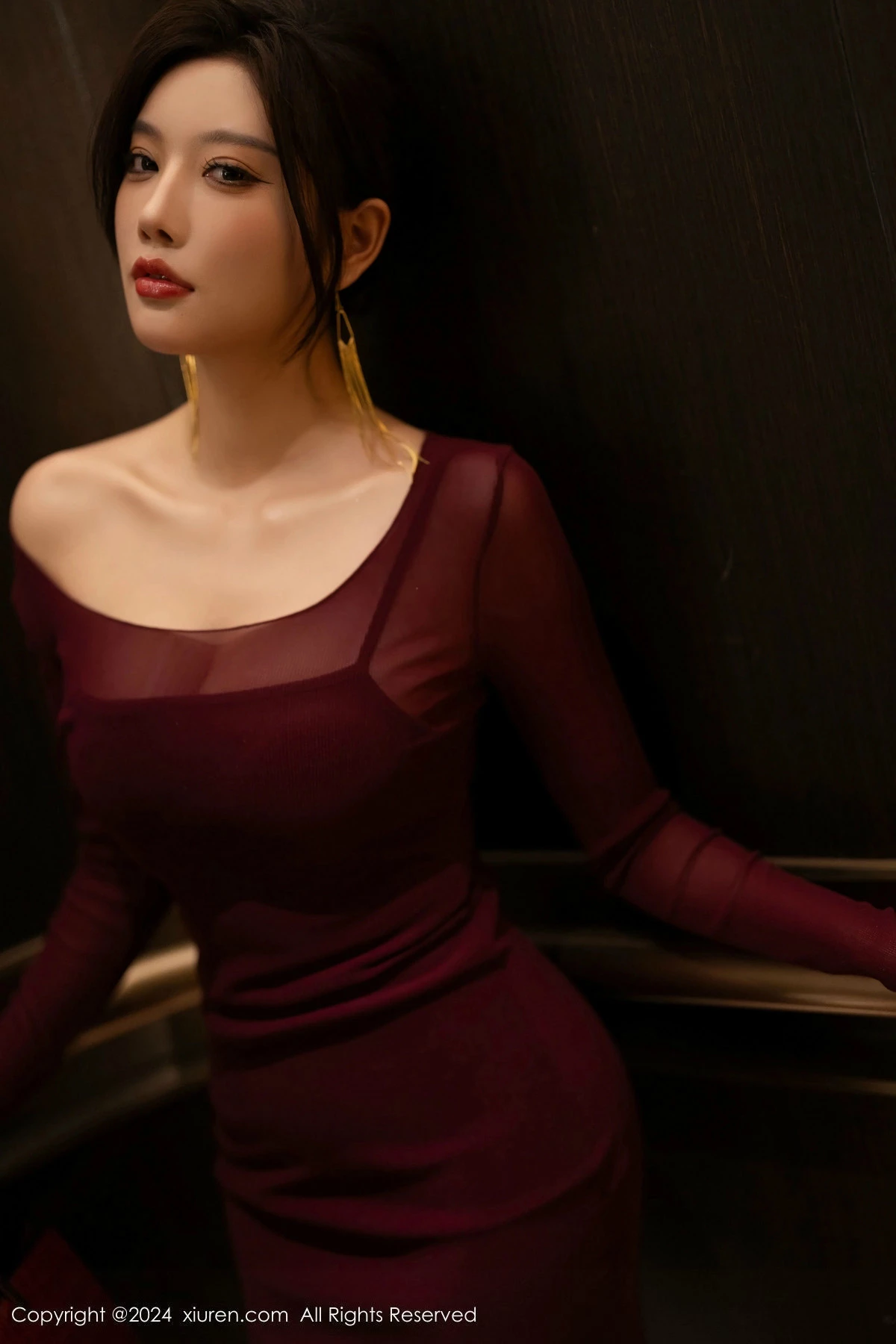 [XiuRen秀人网]第9348期杨晨晨写真  第4张-《94零社区》