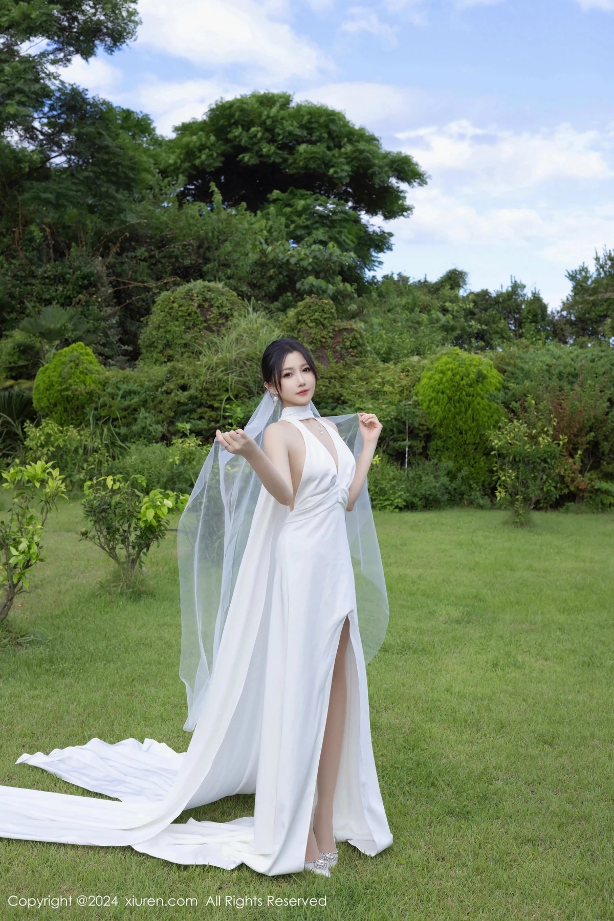 [XiuRen秀人网]第9387期鱼子酱写真  第4张-《94零社区》