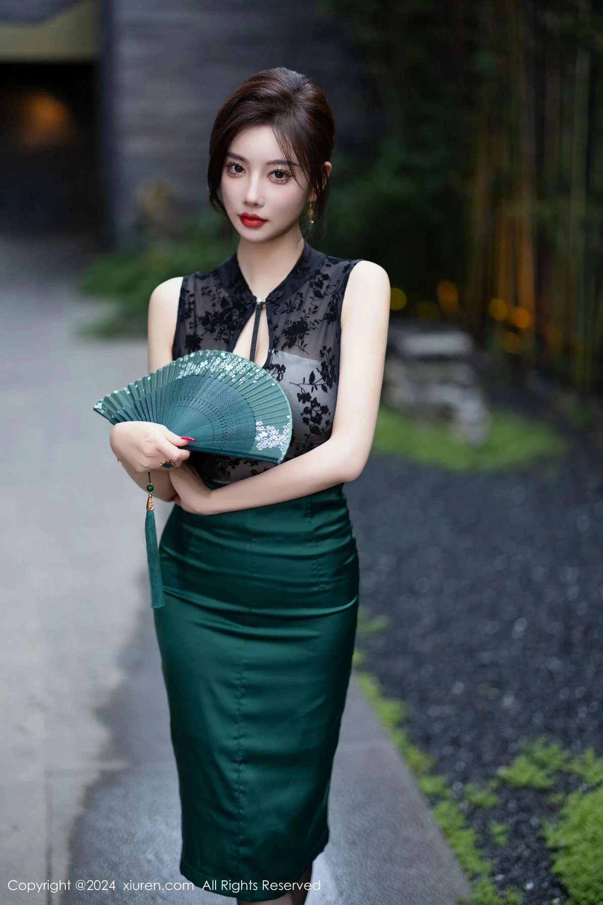 [XiuRen秀人网]第9384期杨晨晨写真  第7张-《94零社区》