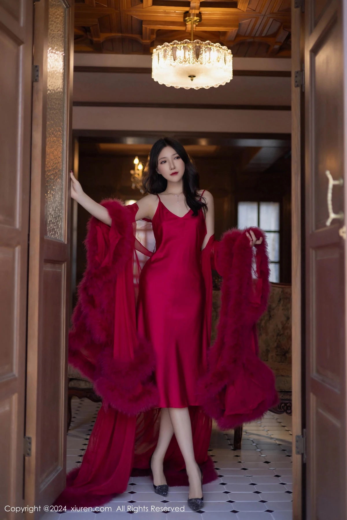 [XiuRen秀人网]第9422期鱼子酱写真  第1张-《94零社区》