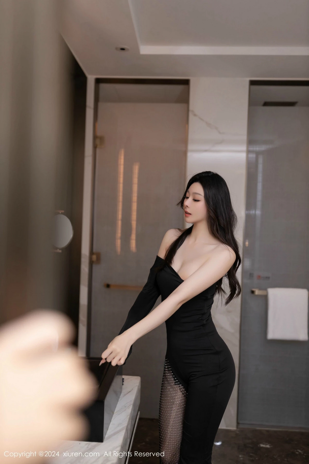 [XiuRen秀人网]第9386期小逗逗写真  第20张-《94零社区》