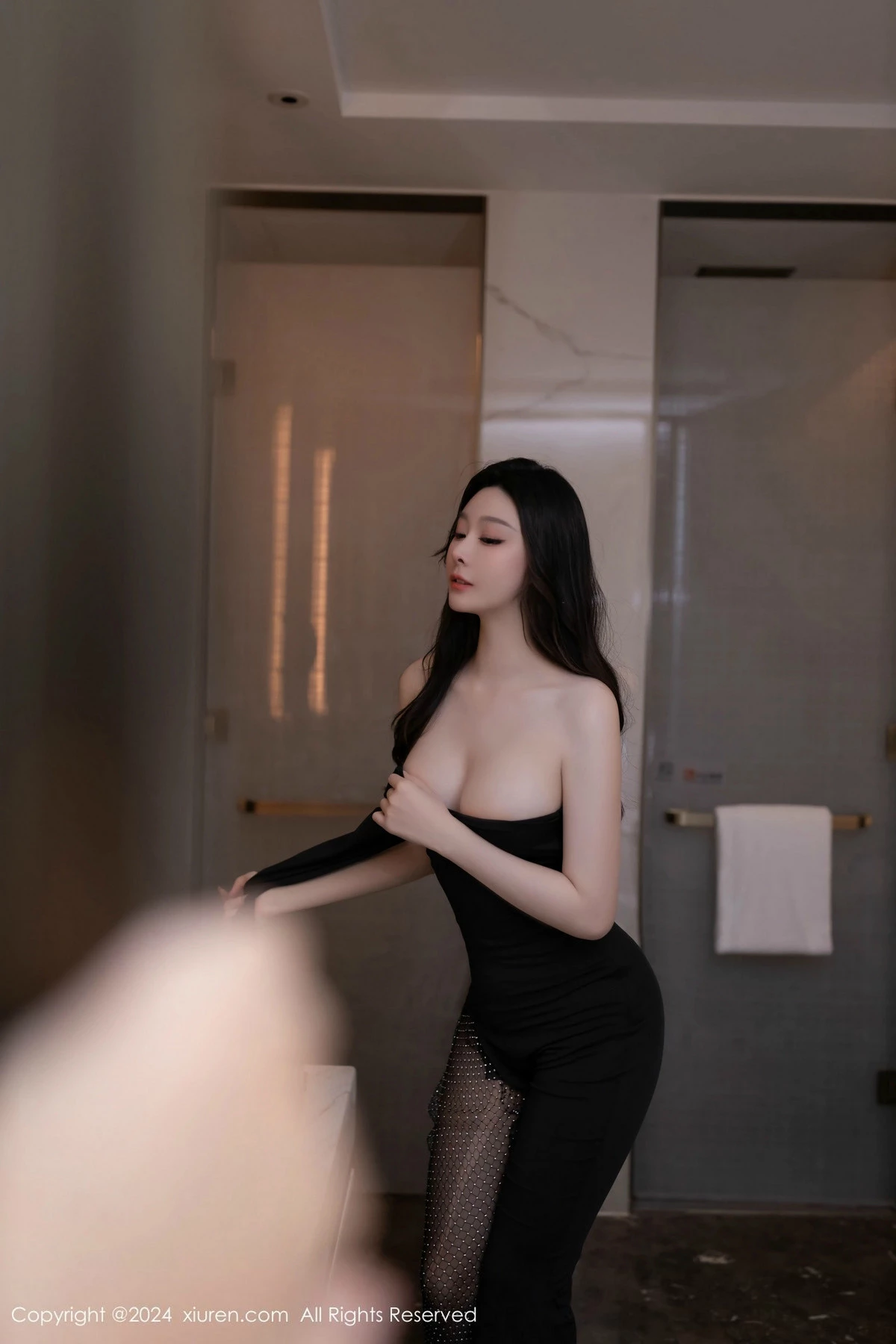 [XiuRen秀人网]第9386期小逗逗写真  第21张-《94零社区》