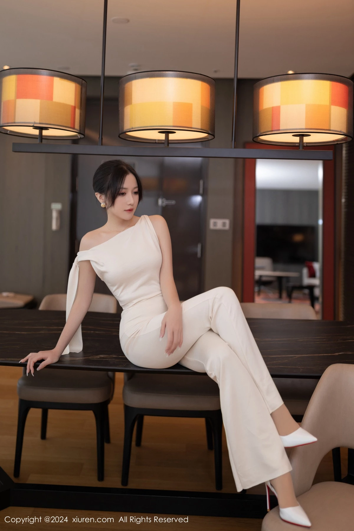 [XiuRen秀人网]第9457期鱼子酱写真  第5张-《94零社区》