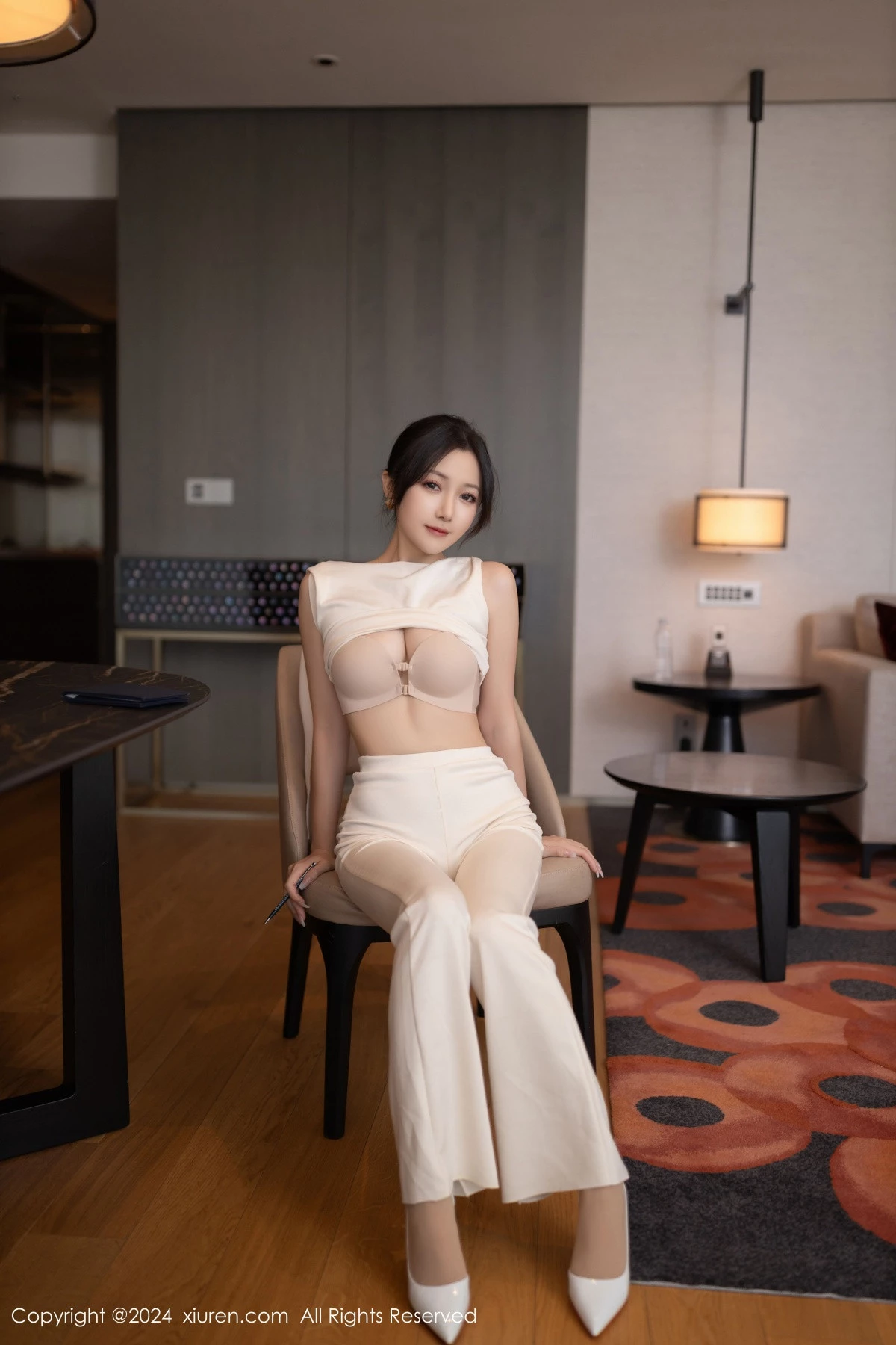 [XiuRen秀人网]第9457期鱼子酱写真  第17张-《94零社区》