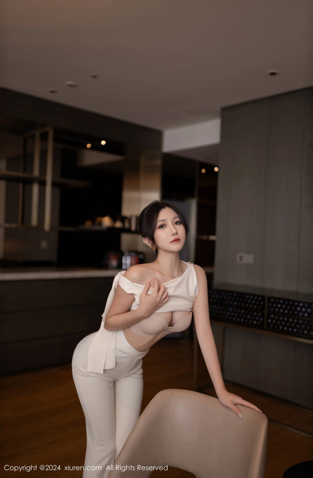 [XiuRen秀人网]第9457期鱼子酱写真  第21张-《94零社区》