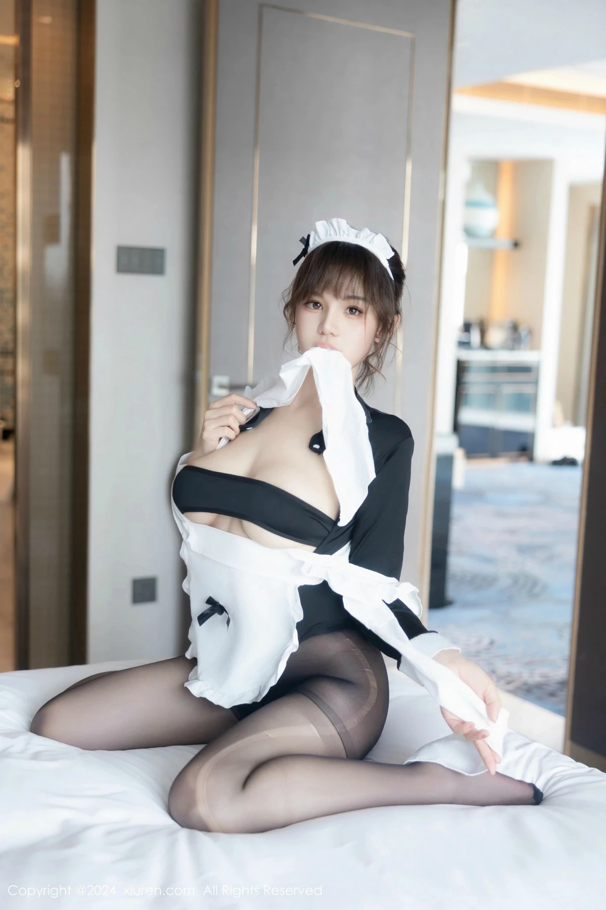 [XiuRen秀人网]第9476期香澄在东京写真  第33张-《94零社区》