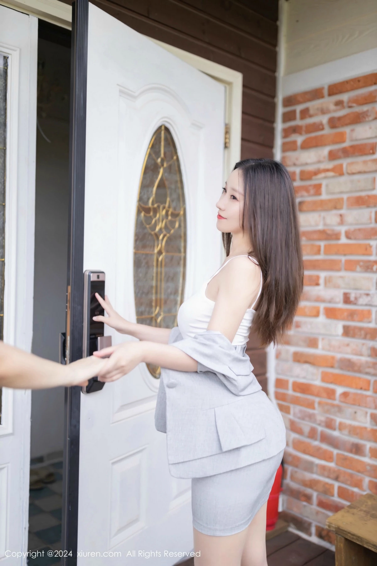 [XiuRen秀人网]第9474期杏子写真  第21张-《94零社区》