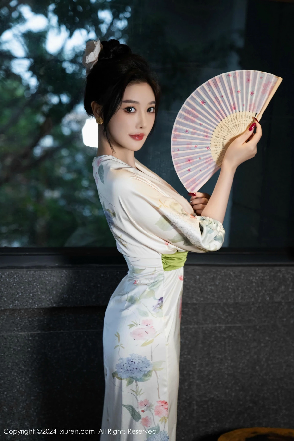 [XiuRen秀人网]第9470期杨晨晨写真  第15张-《94零社区》