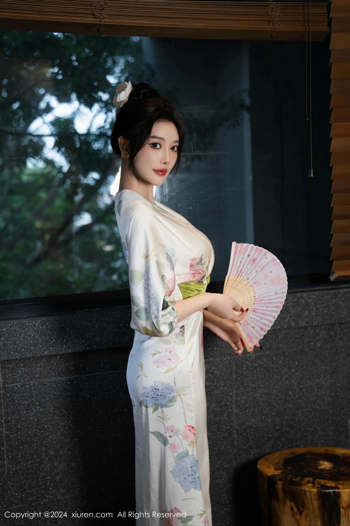 [XiuRen秀人网]第9470期杨晨晨写真  第16张-《94零社区》