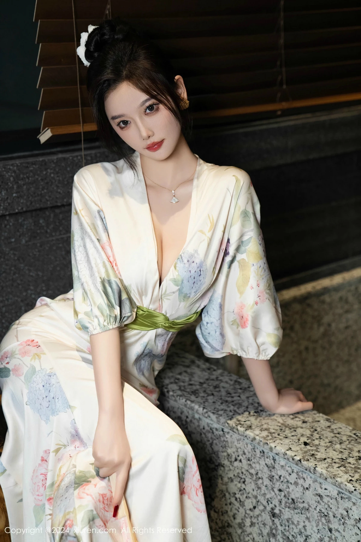 [XiuRen秀人网]第9470期杨晨晨写真  第27张-《94零社区》