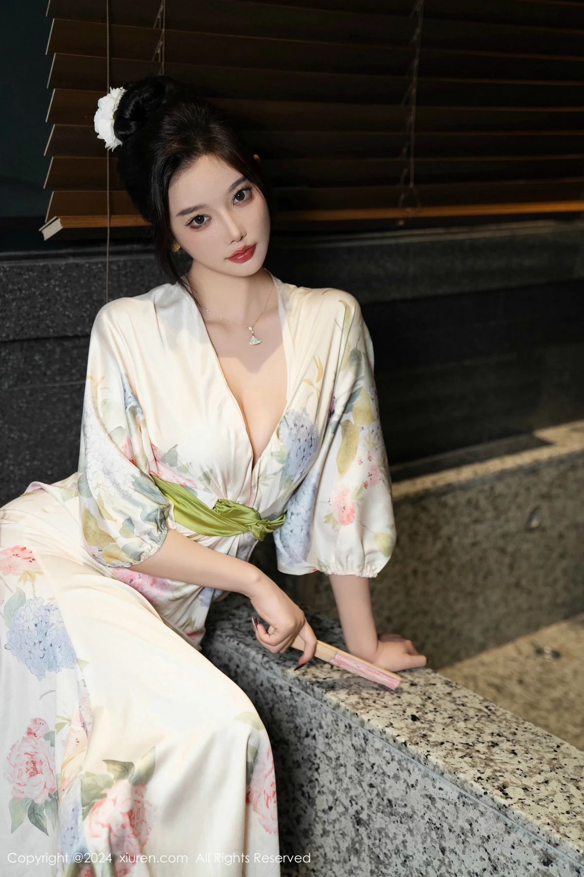 [XiuRen秀人网]第9470期杨晨晨写真  第28张-《94零社区》