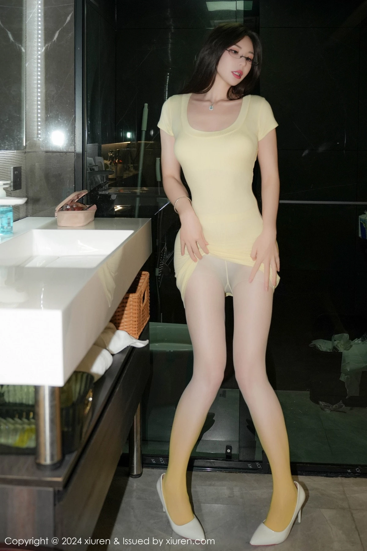 [XiuRen秀人网]第9495期曼柔写真  第14张-《94零社区》