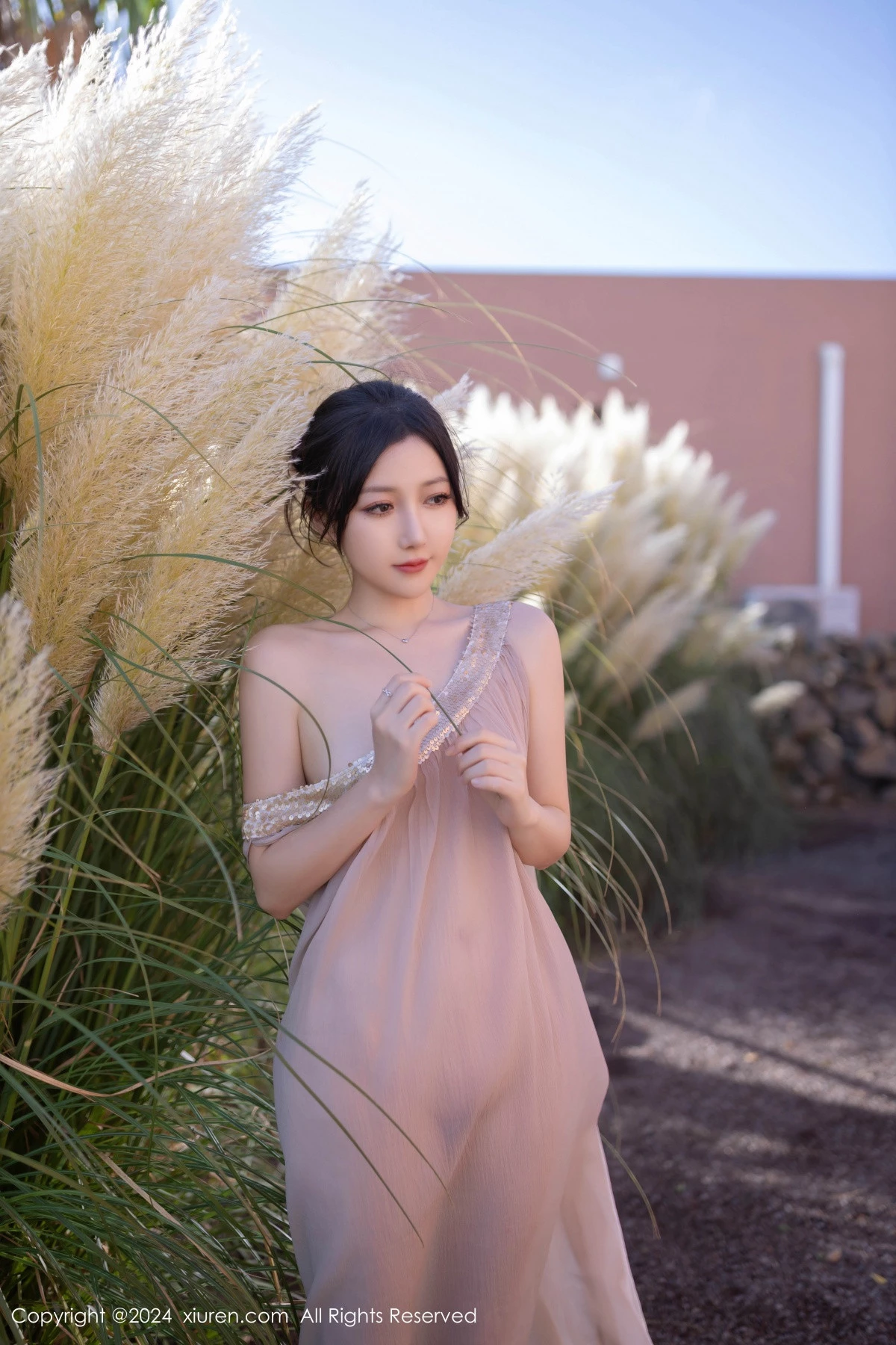 [XiuRen秀人网]第9492期鱼子酱写真  第25张-《94零社区》