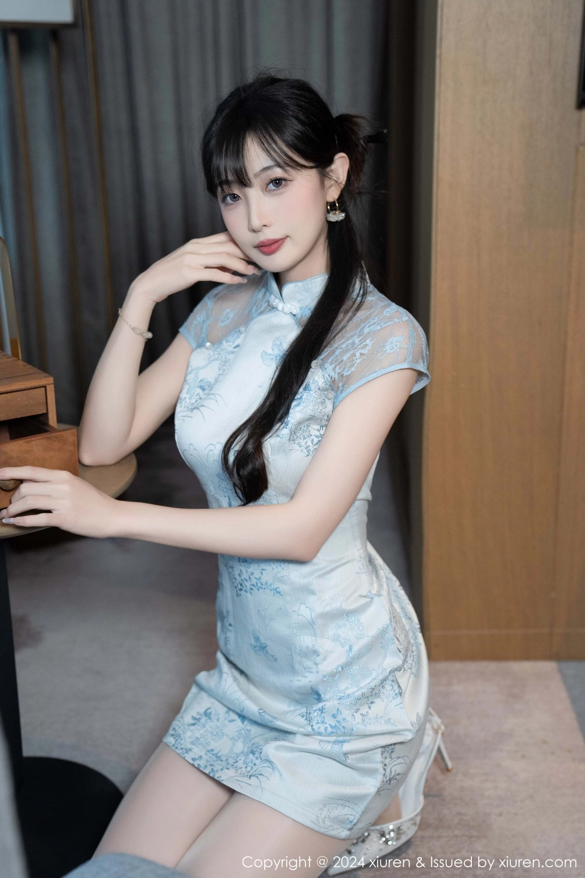 [XiuRen秀人网]第9487期林星阑写真  第1张-《94零社区》