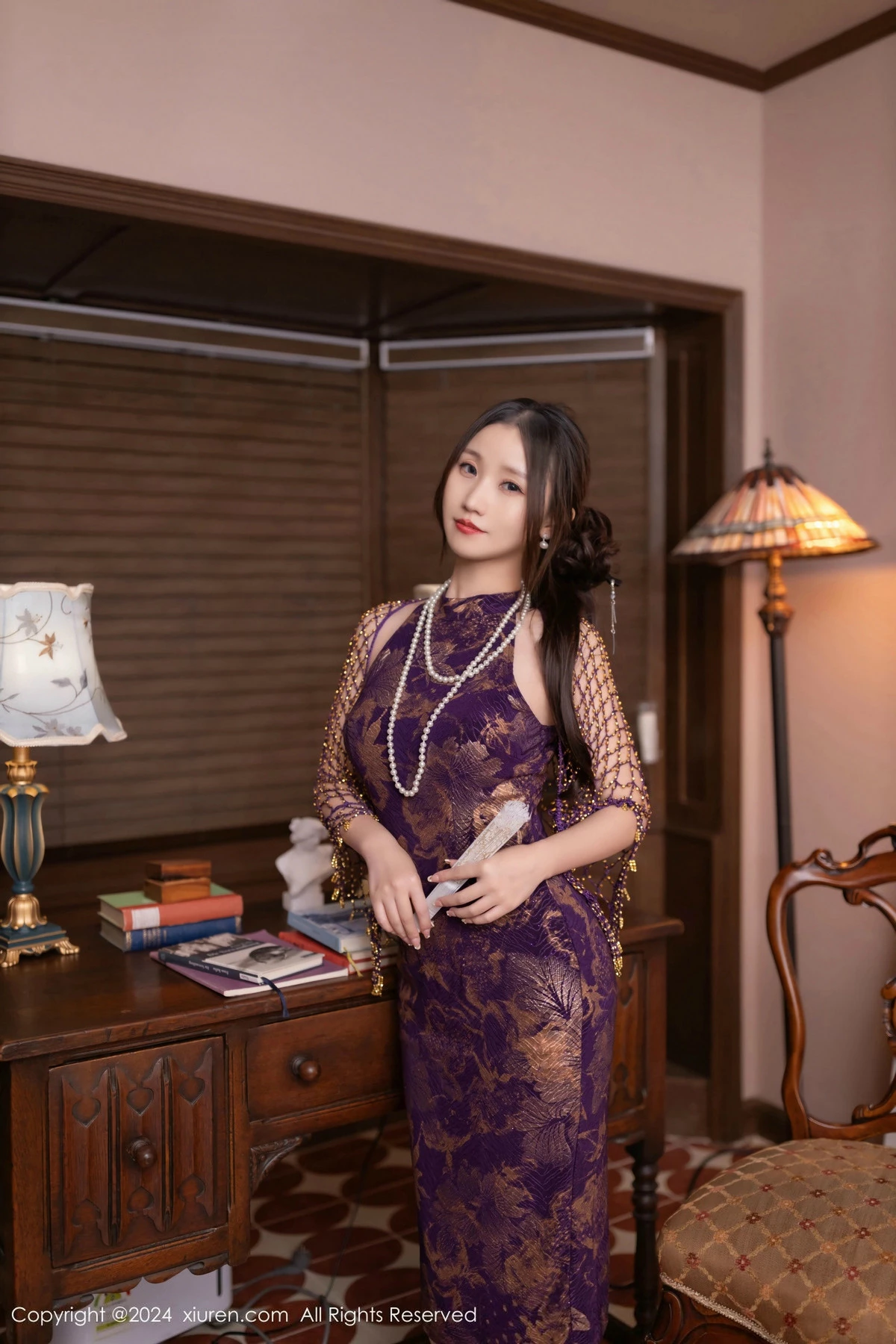 [XiuRen秀人网]第9513期杏子写真  第2张-《94零社区》