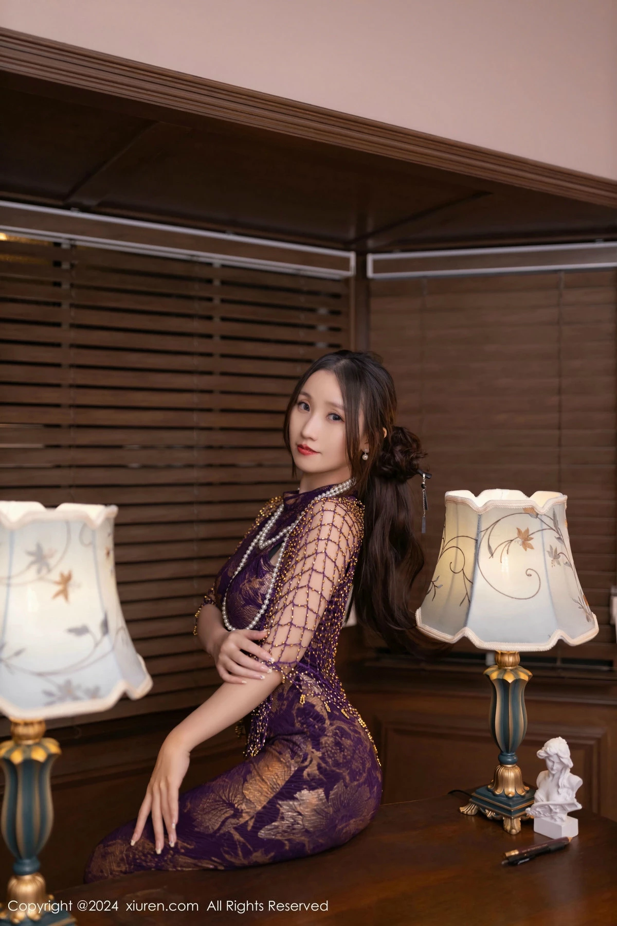 [XiuRen秀人网]第9513期杏子写真  第4张-《94零社区》