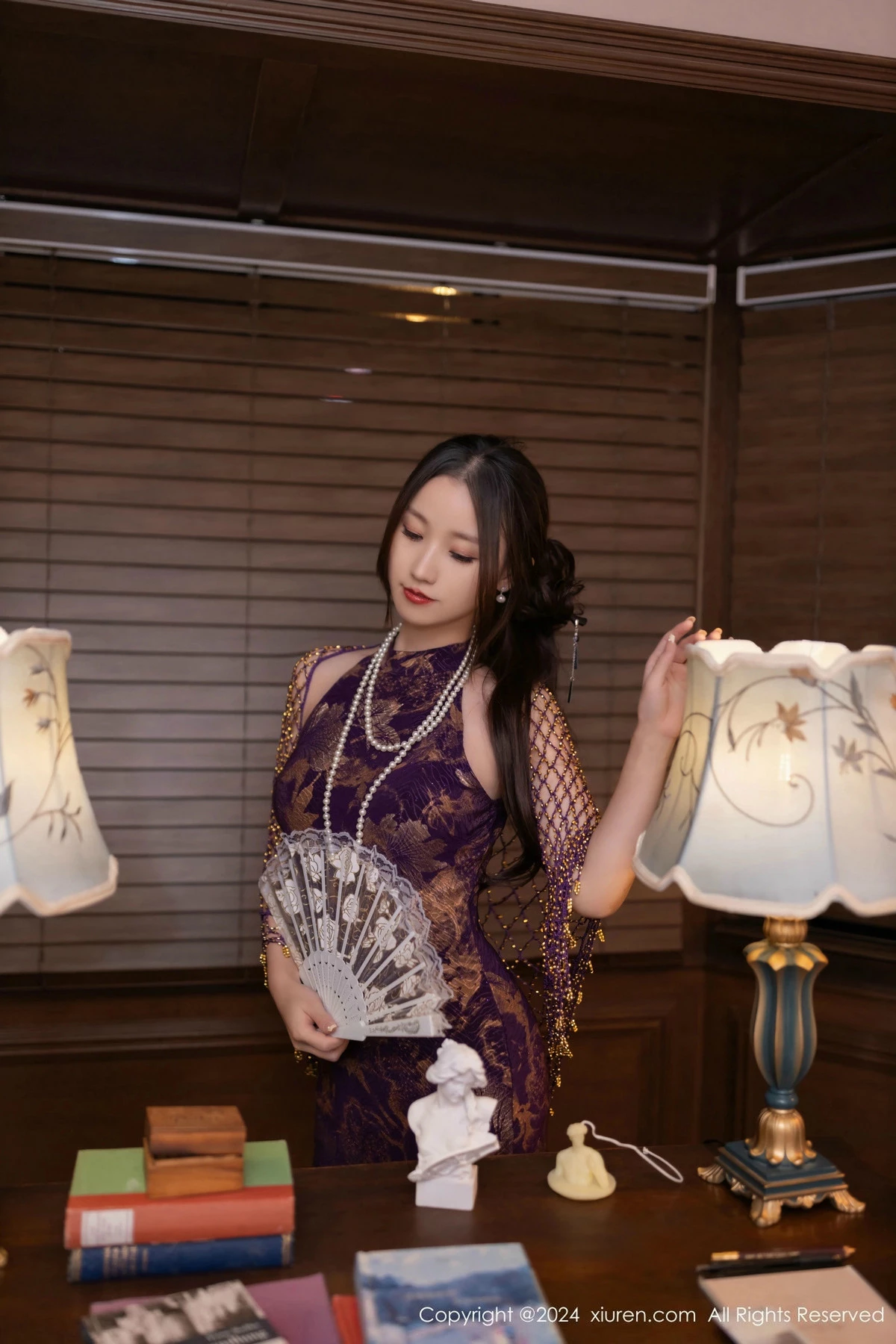 [XiuRen秀人网]第9513期杏子写真  第3张-《94零社区》