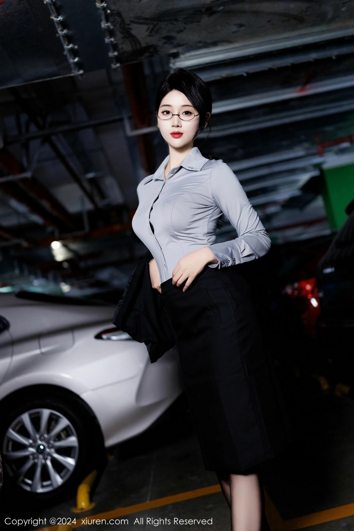 [XiuRen秀人网]第9567期南乔写真  第32张-《94零社区》