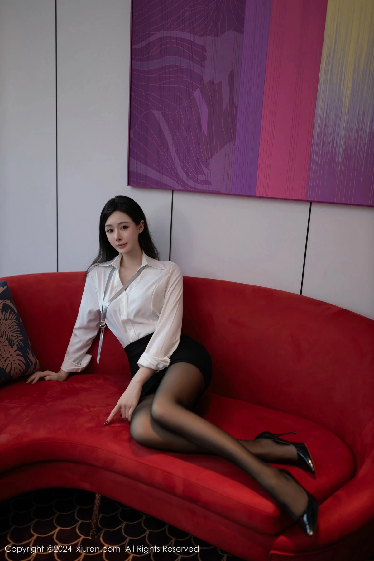 [XiuRen秀人网]第9637期小逗逗写真  第5张-《94零社区》