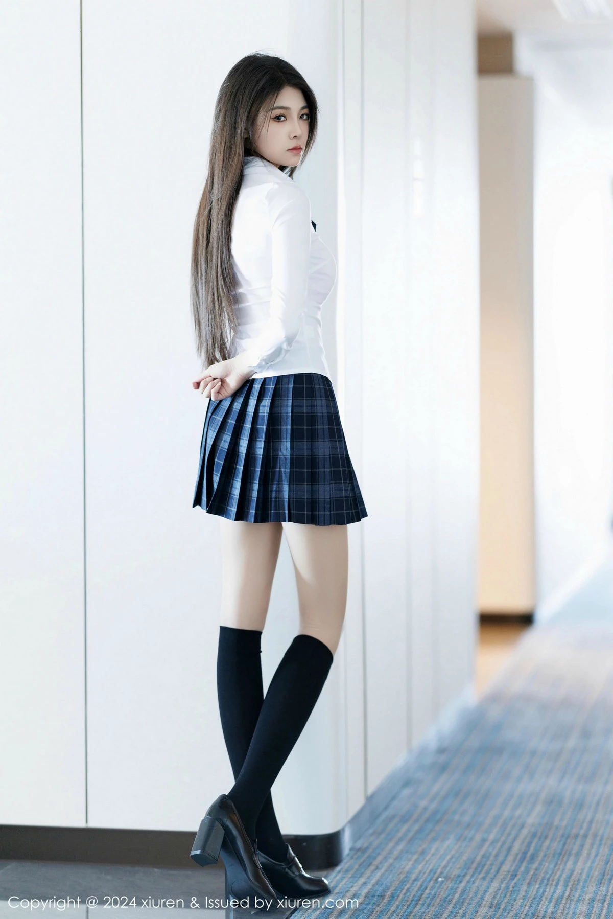 [XiuRen秀人网]第9682期初梦瑶写真  第2张-《94零社区》