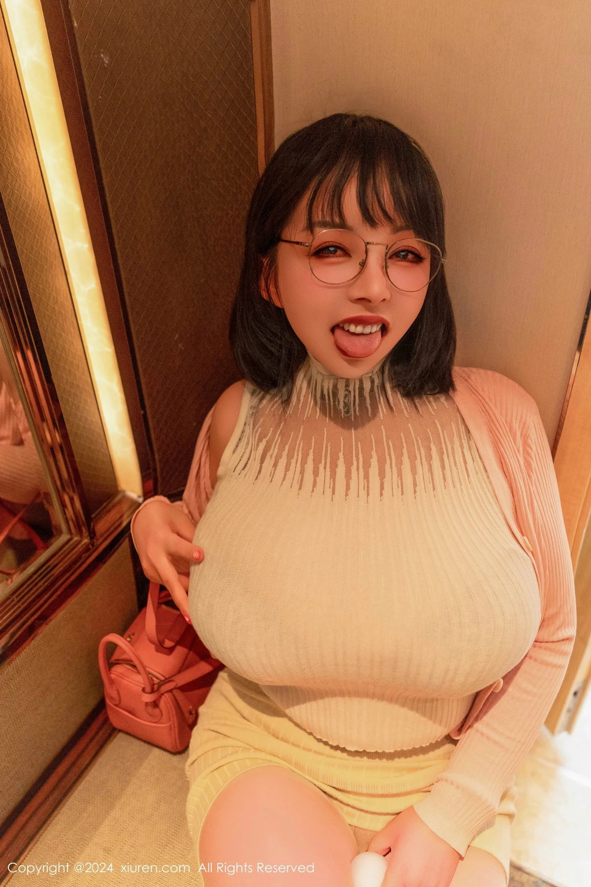 [XiuRen秀人网]第9685期油田溪溪写真  第23张-《94零社区》