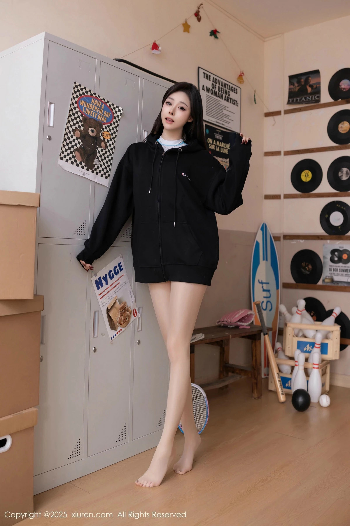 [XiuRen秀人网]第9707期小逗逗写真  第1张-《94零社区》
