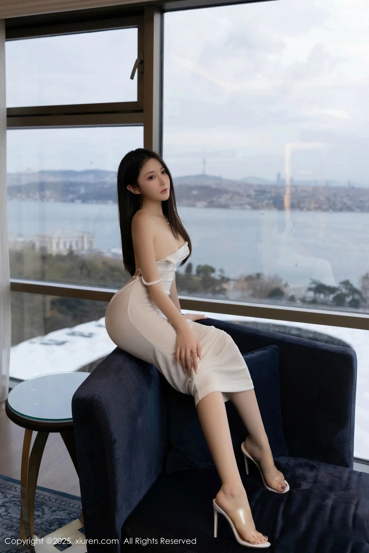 [XiuRen秀人网]第9780期鱼子酱写真  第15张-《94零社区》