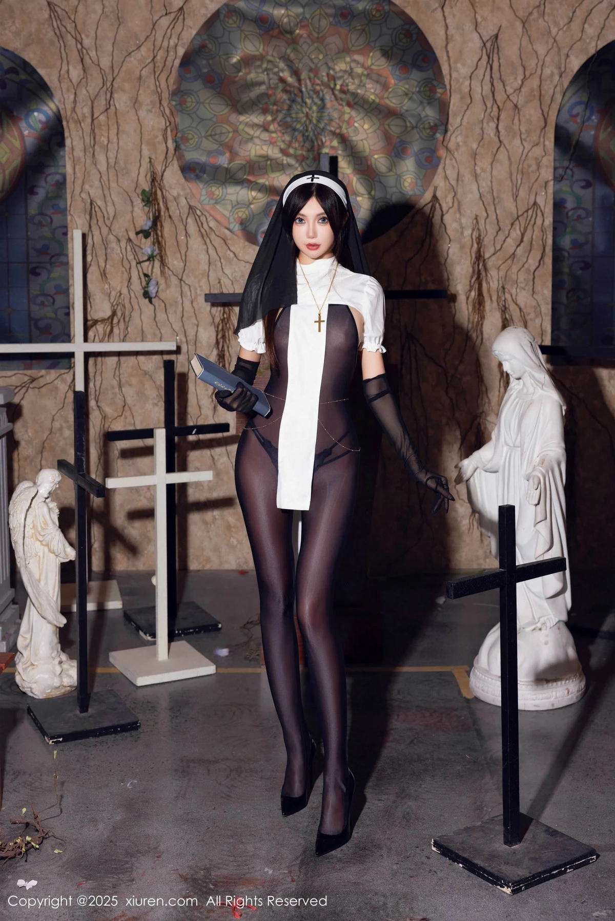 [XiuRen秀人网]第9774期绮里嘉写真  第2张-《94零社区》